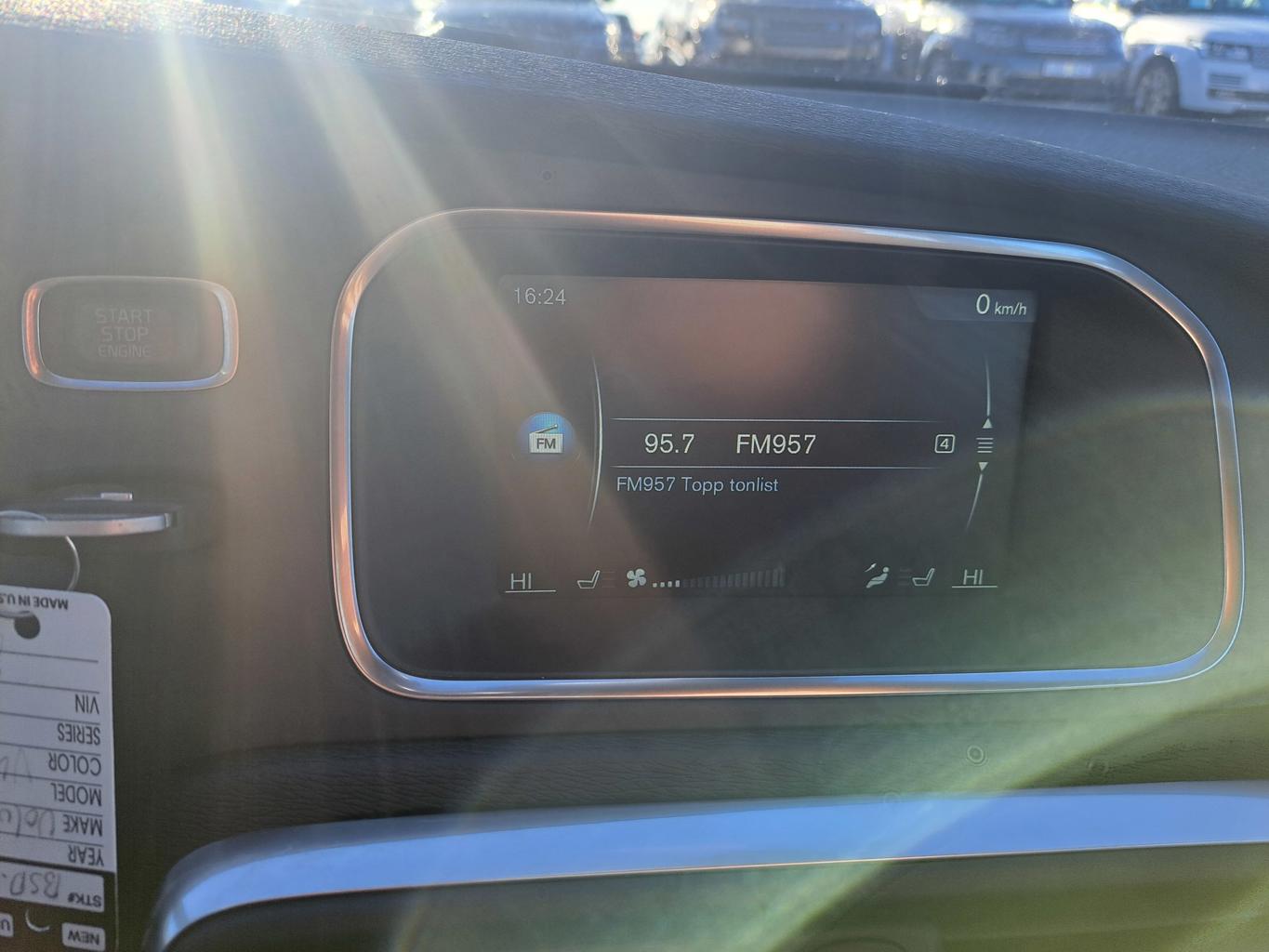 Volvo V40 R-Design - 5/2016 - 87þ. km