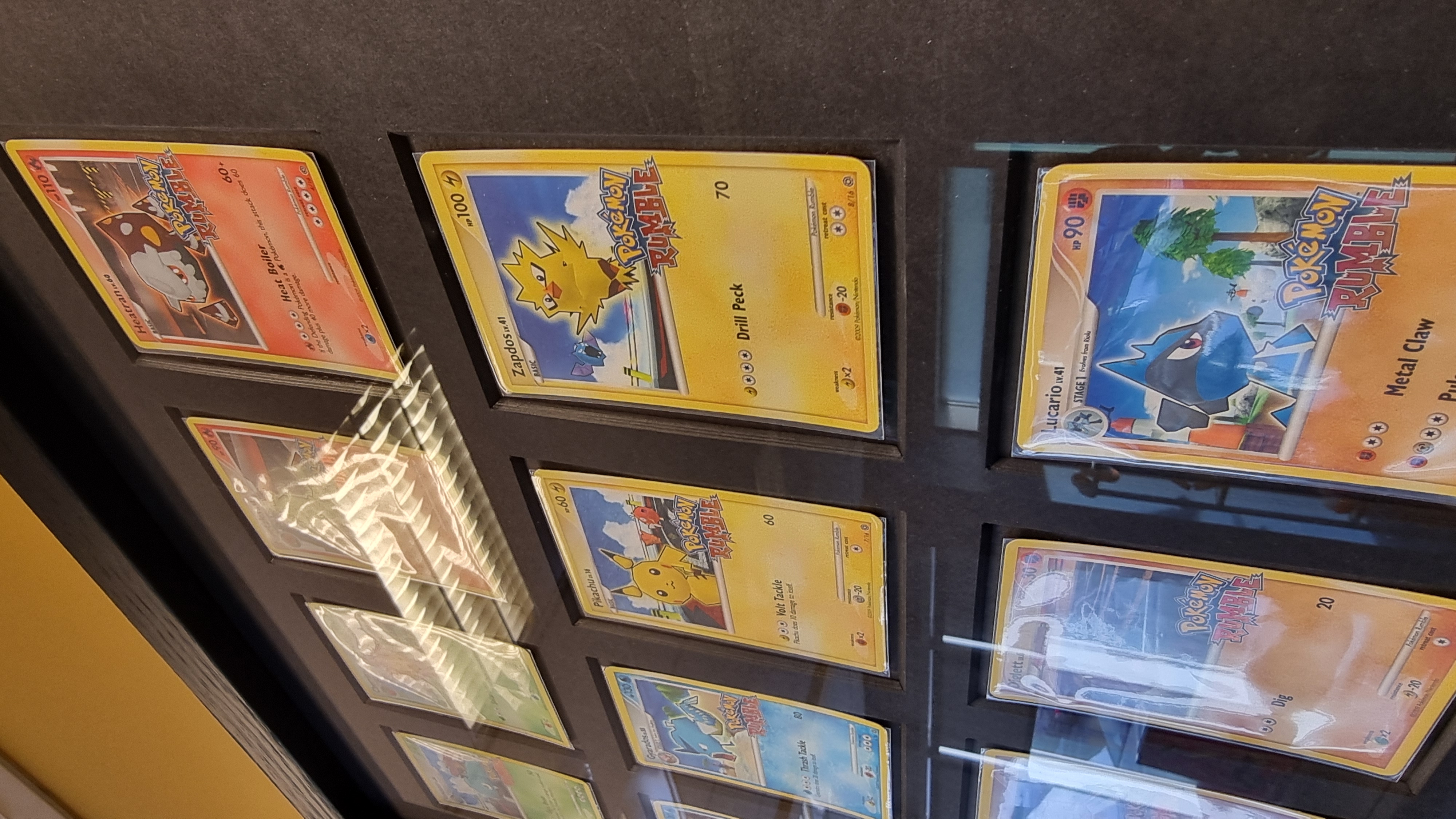 2009 Pokémon Rumble - Master Set - Innrammað