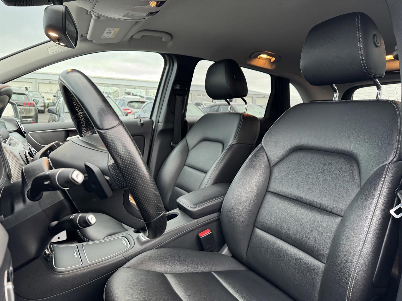 Mercedes-Benz  B200 CDI 4Matic - 5/2015 - 110þ. km