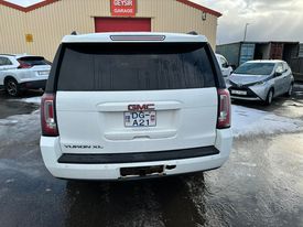 GMC Yukon - 2016