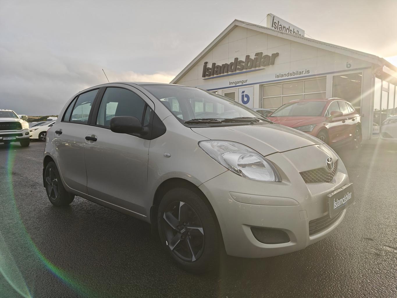 Toyota Yaris - 6/2011 - 143þ. km