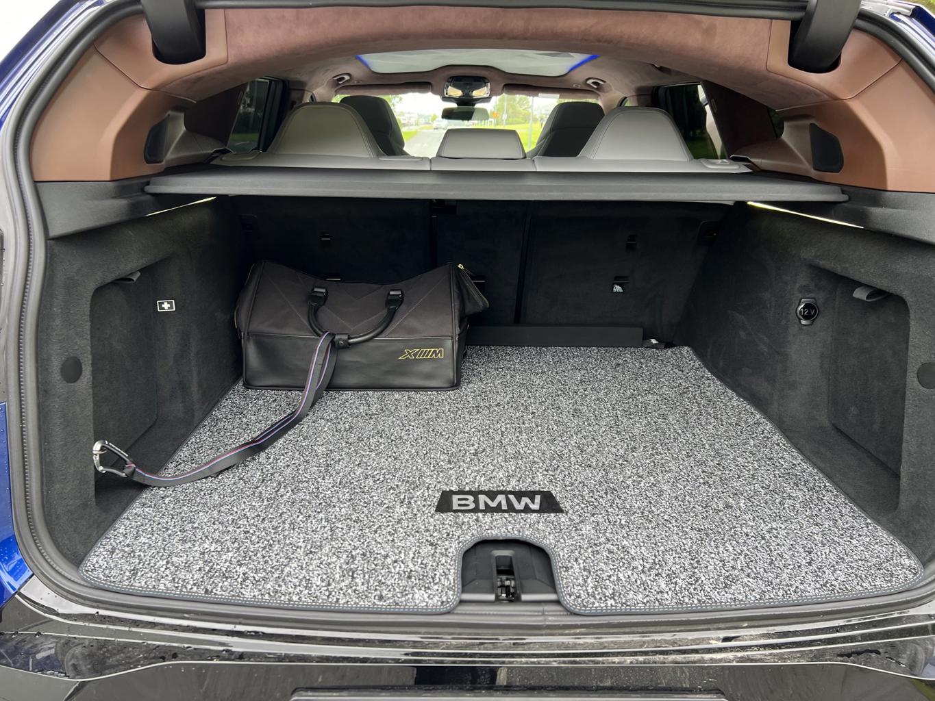 BMW XM - 7/2024 - 800 km