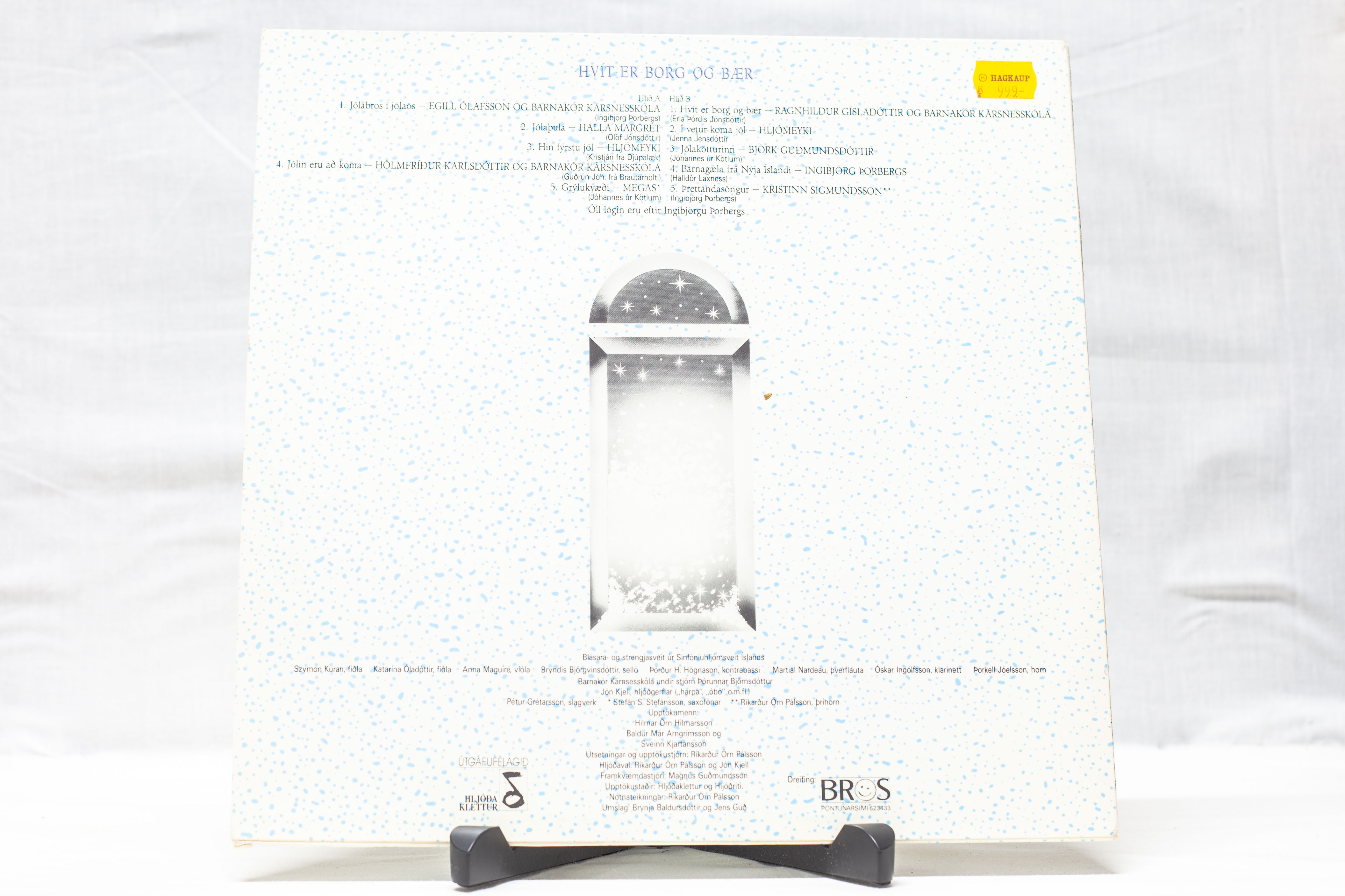 Ýmsir - Hvít Er Borg Og Bær