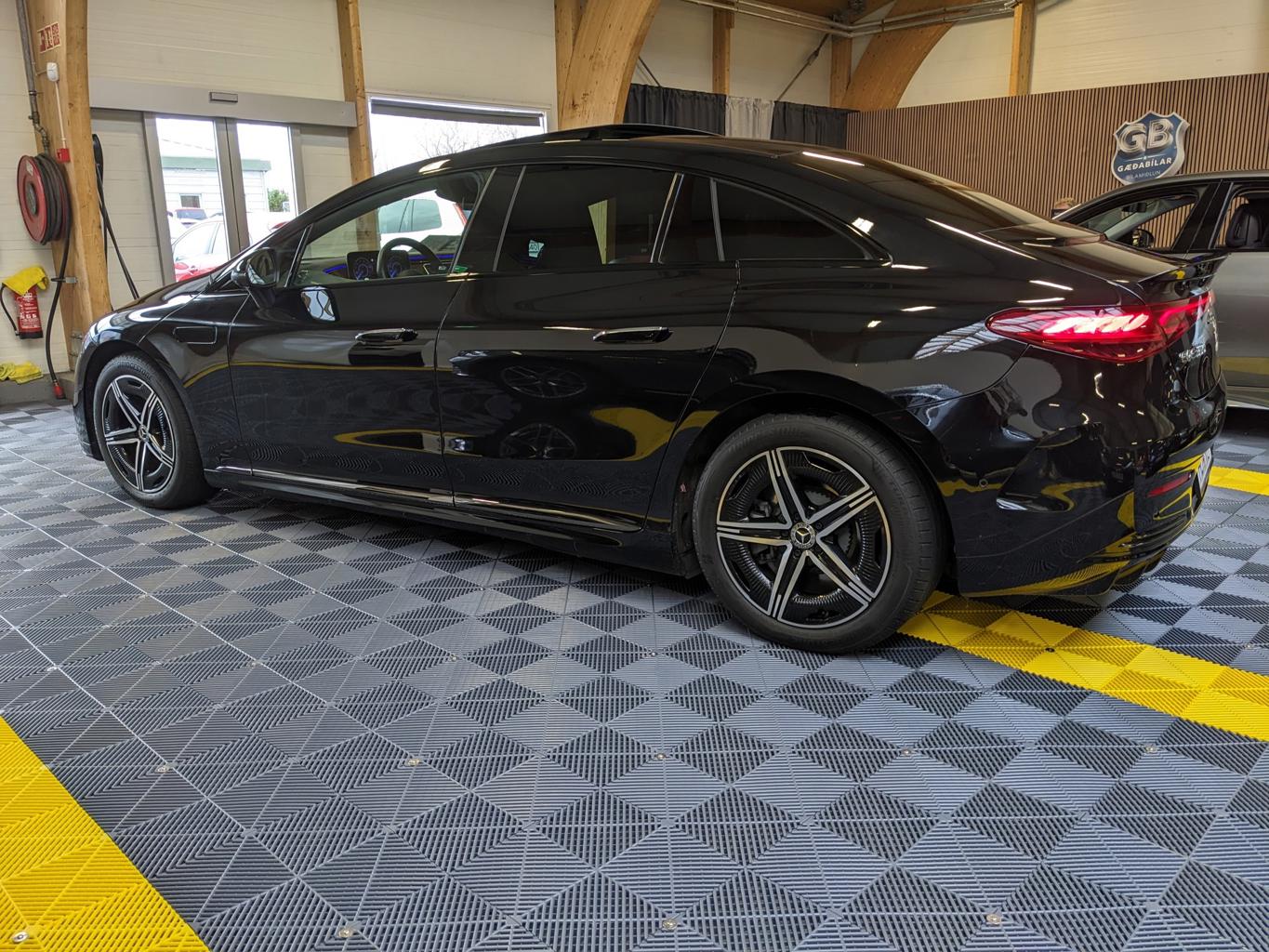 Mercedes-Benz EQE 350 Power AMG - 1/2023 - 17þ. km