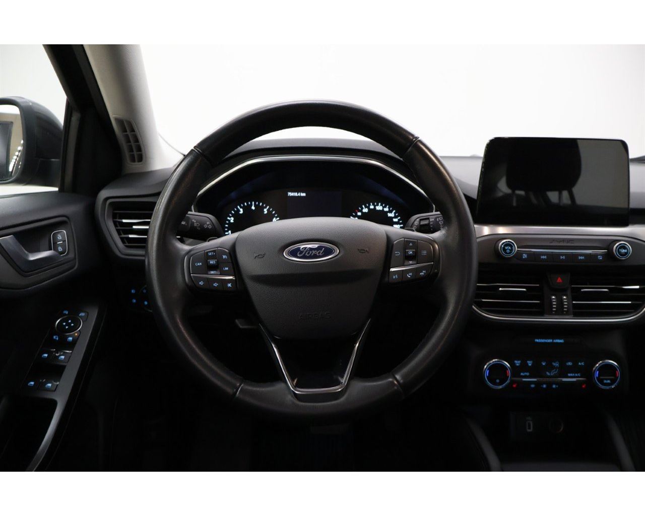 Ford Focus Titanium - 5/2019 - 63þ. km