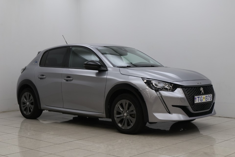 Peugeot E-208 Allure - 5/2022 - 30þ. km