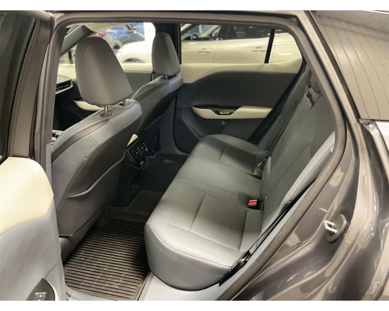 Lexus RZ 450E - 6/2023 - 10þ. km