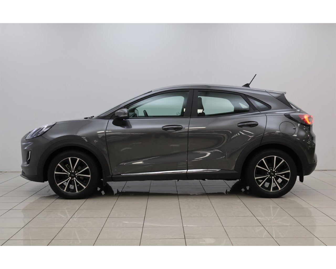 Ford Puma Titanium - 11/2022 - 87þ. km