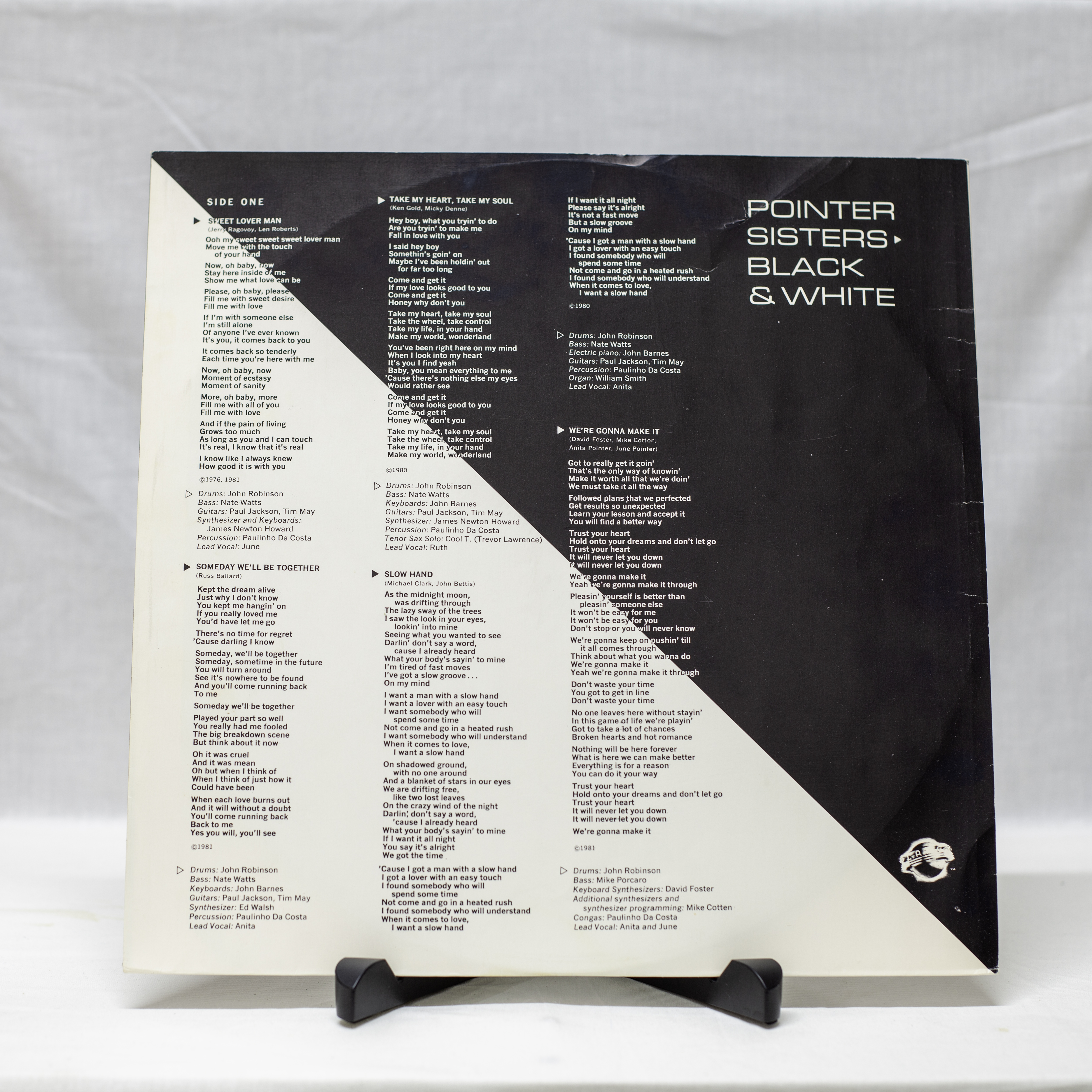 Pointer Sisters – Black & White