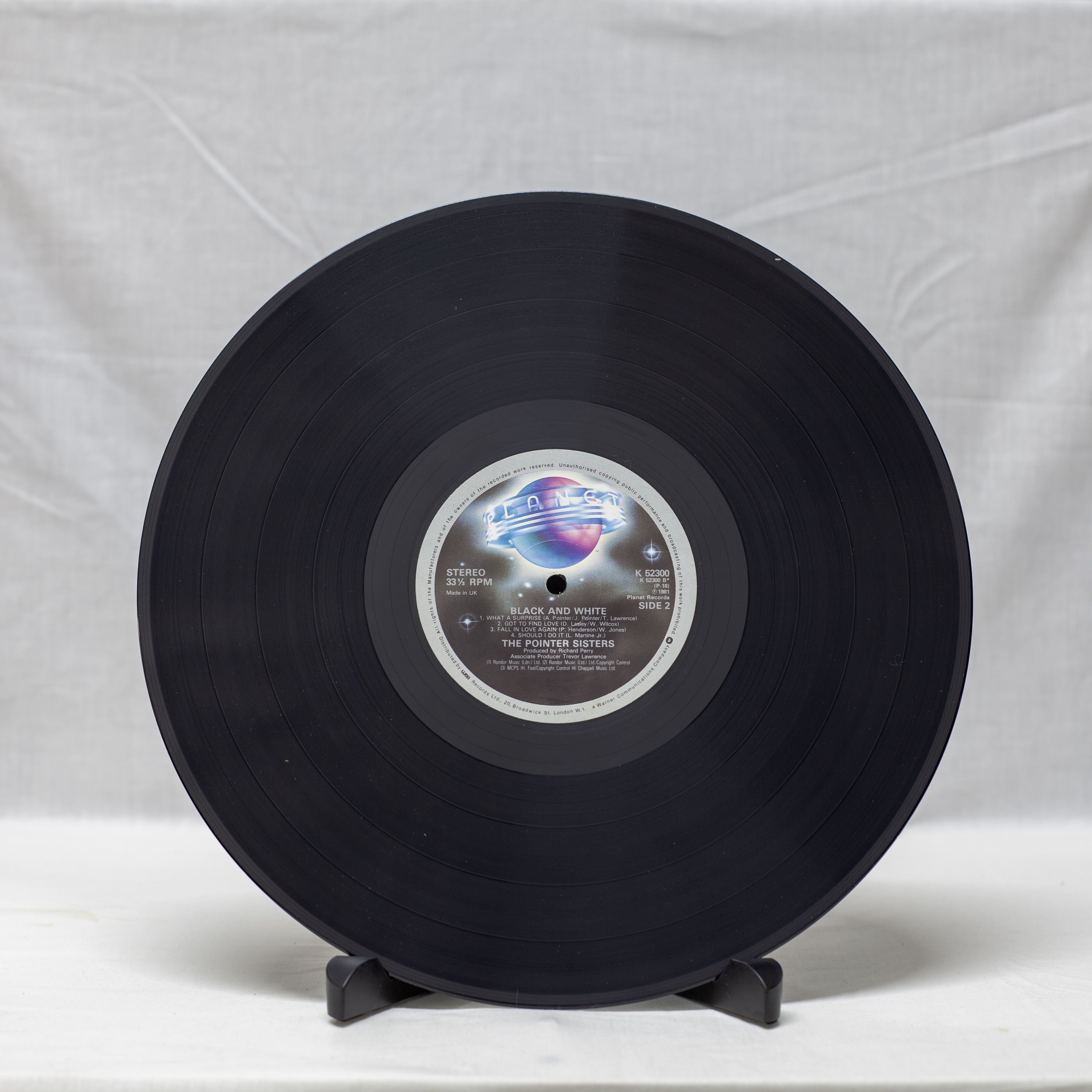 Pointer Sisters – Black & White