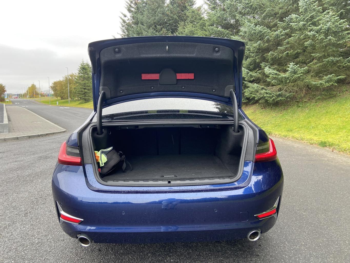 BMW 330e Luxury Line - 1/2020 - 57þ. km