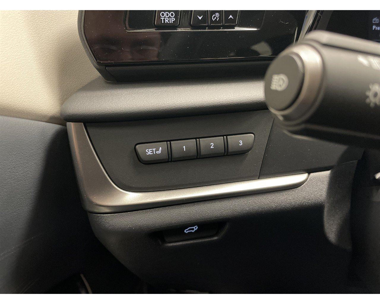 Lexus RZ 450E - 6/2023 - 10þ. km