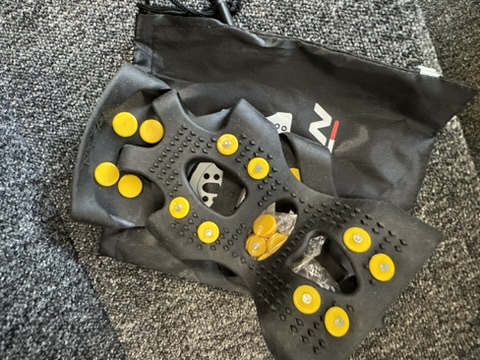 Mannbroddar - ca. 10 saman í poka