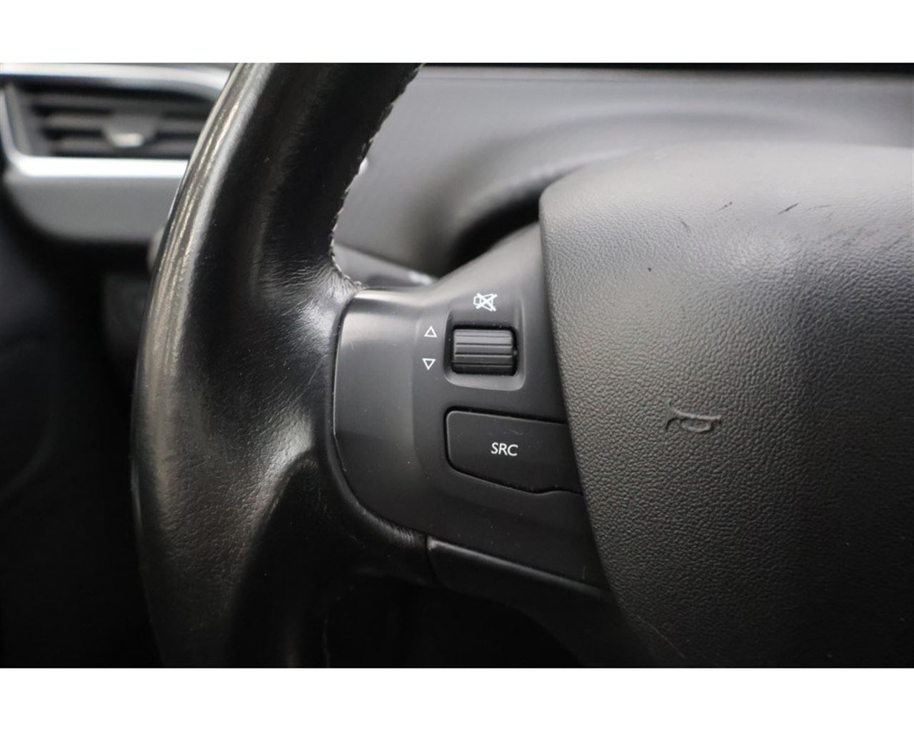 Peugeot 208 Allure - 5/2018 - 91þ. km