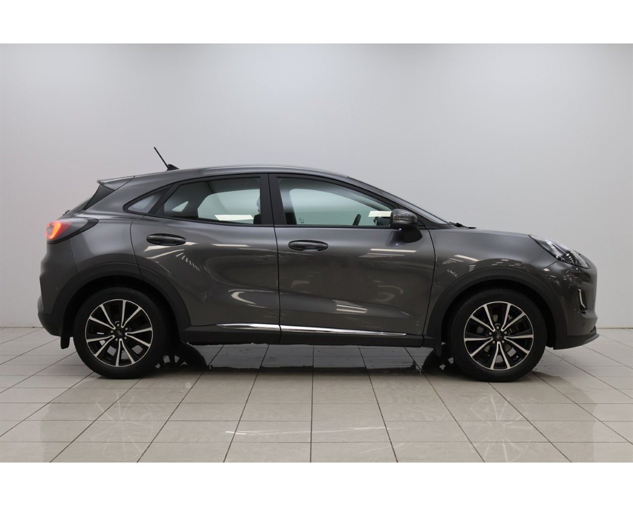 Ford Puma Titanium - 11/2022 - 87þ. km