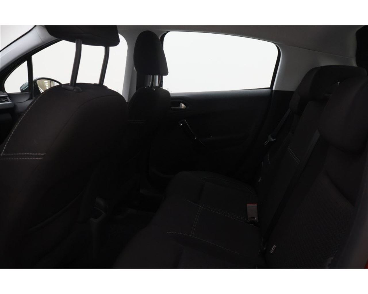 Peugeot 208 Allure - 5/2018 - 91þ. km