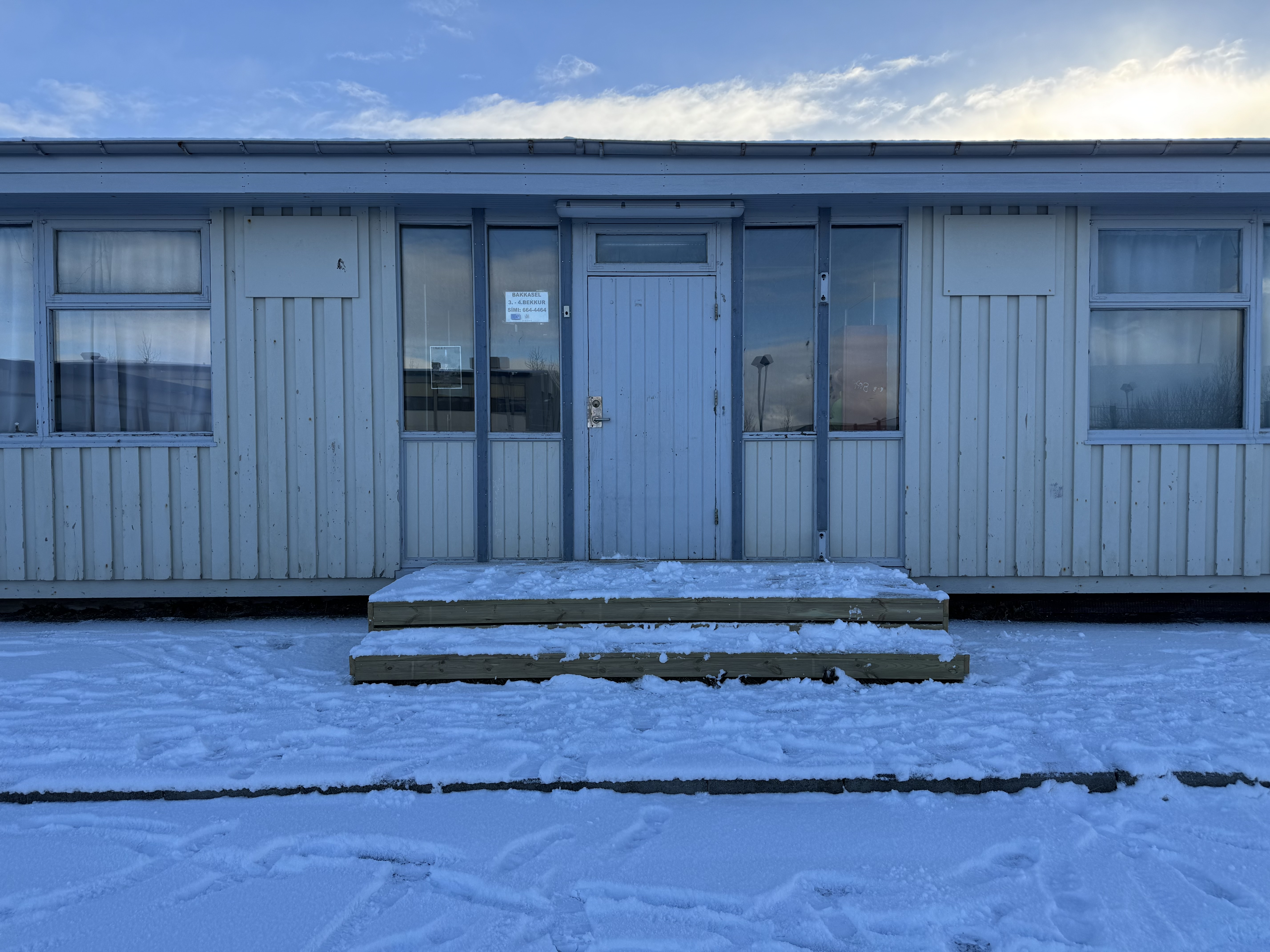 Færanleg húseining við Breiðholtsskóla