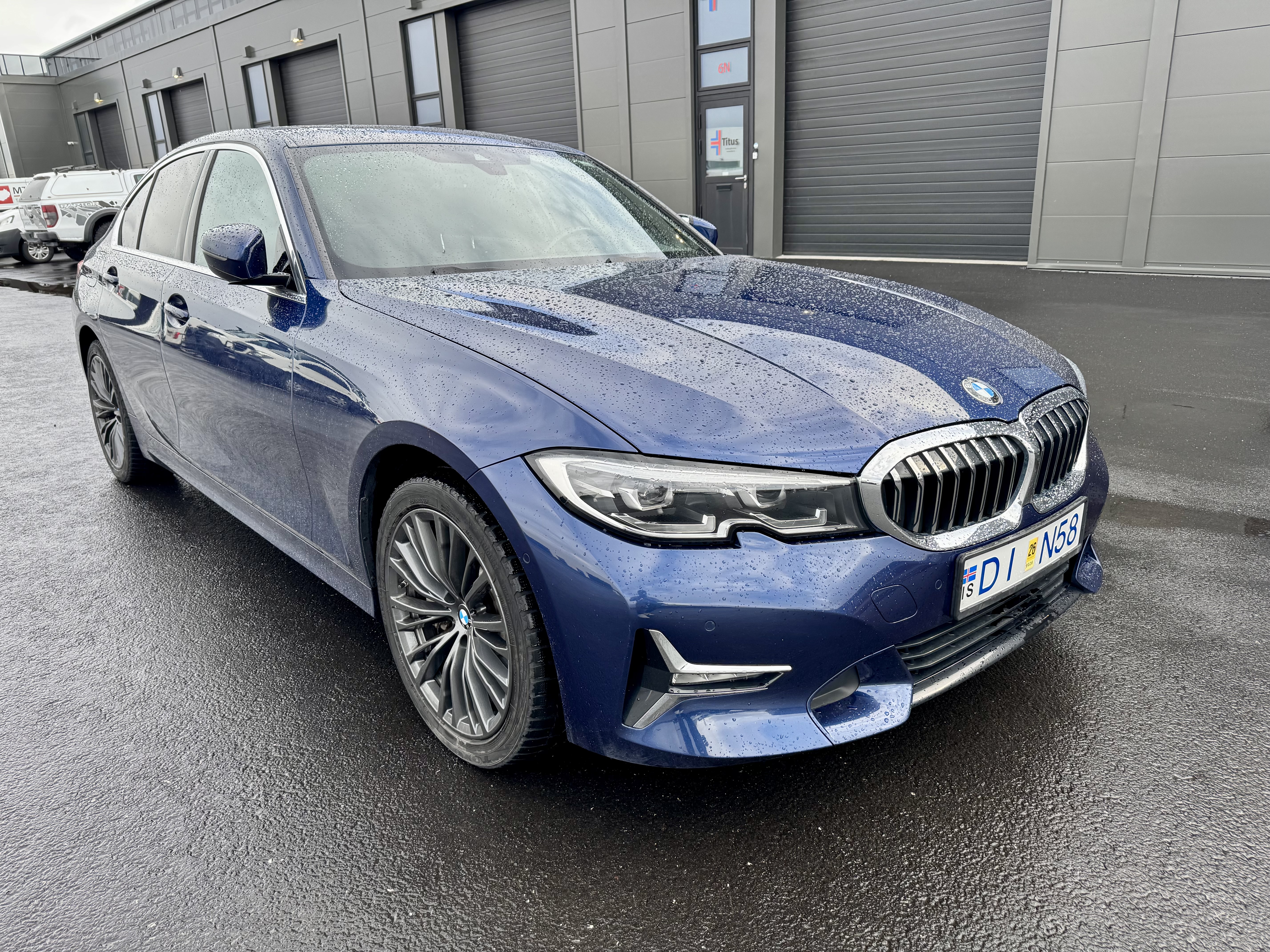 BMW 330e Luxury Line - 2020 - 63.000 km