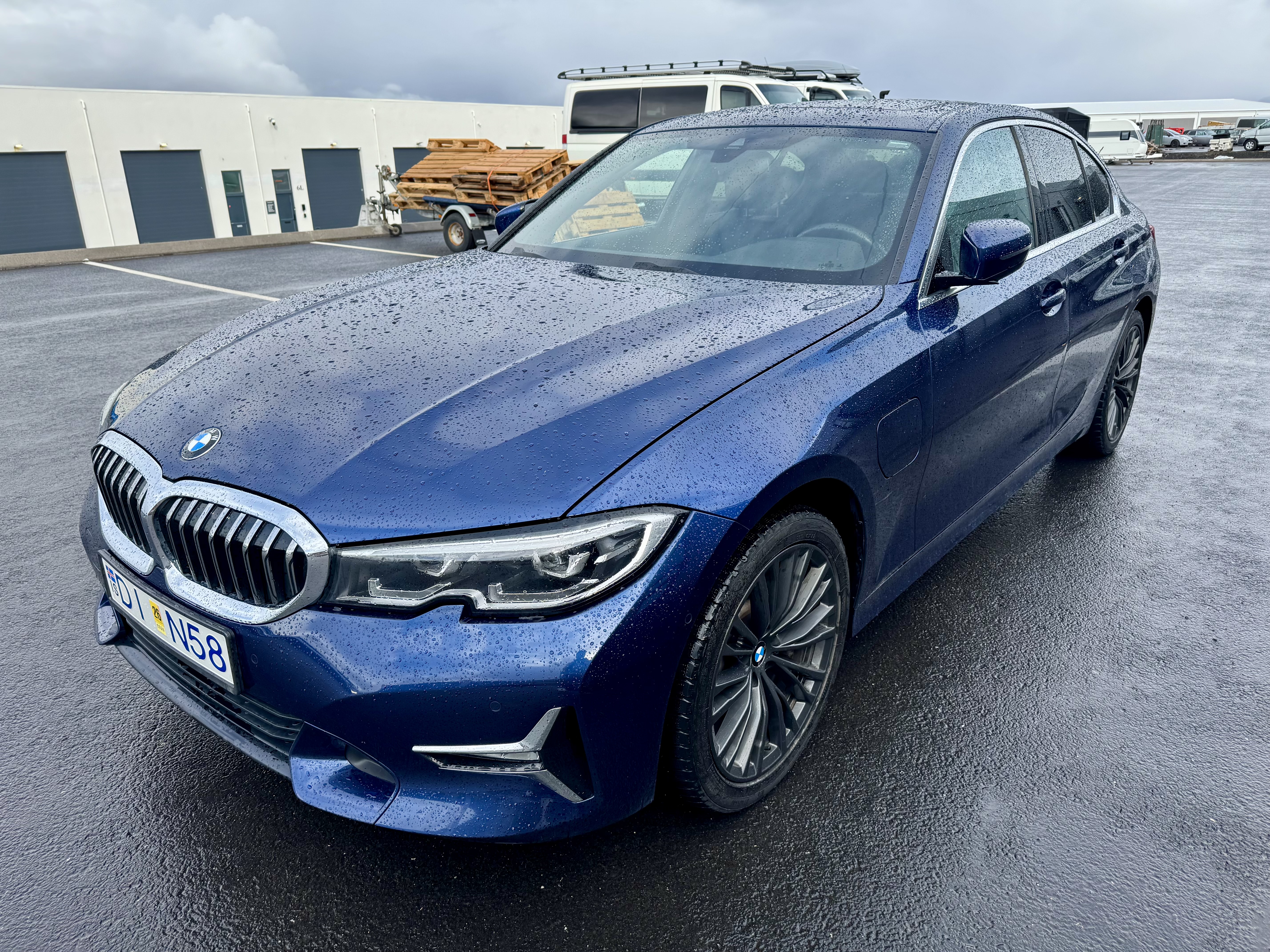 BMW 330e Luxury Line - 2020 - 63.000 km