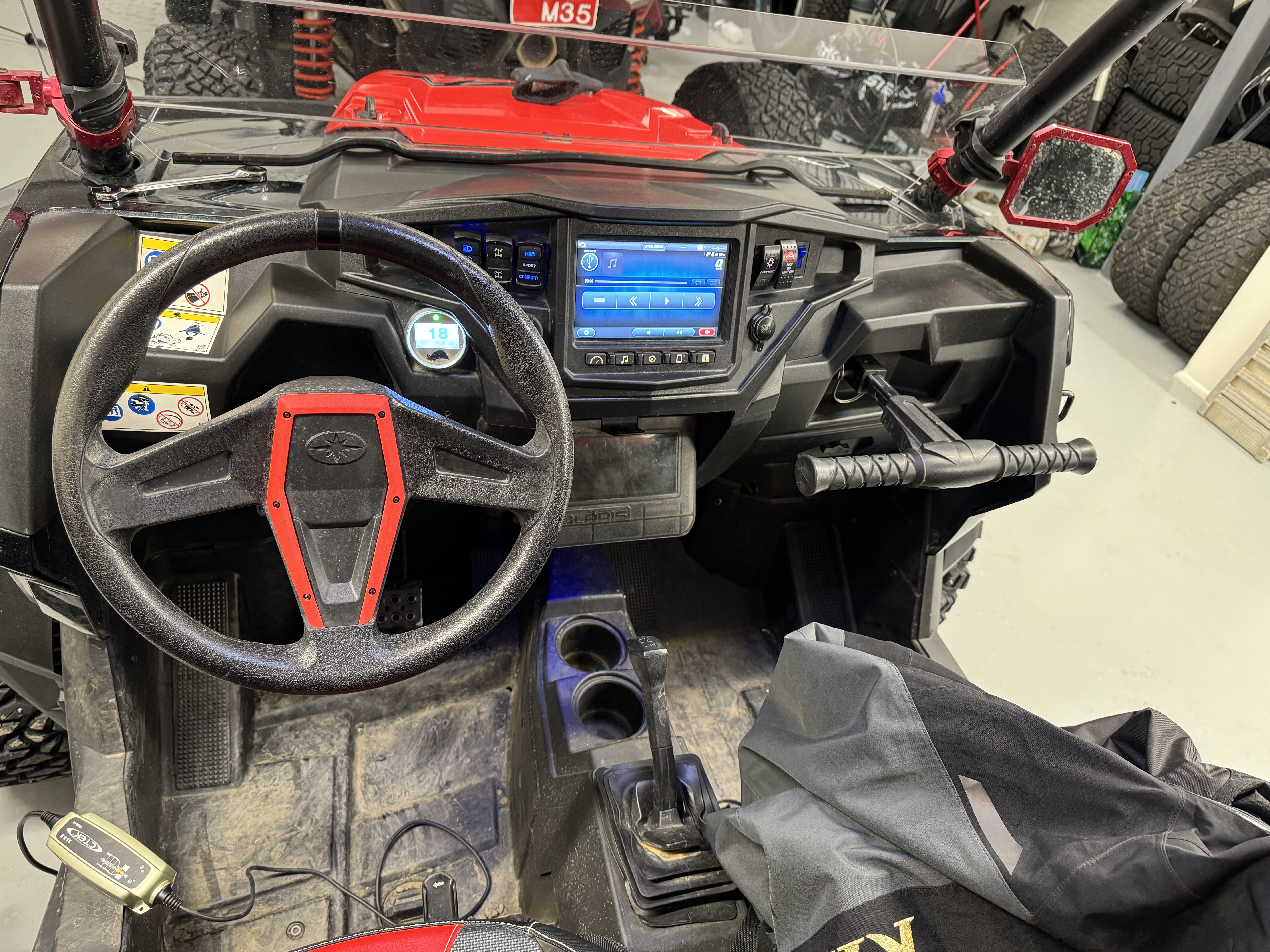 Polaris RZR 64” XP Turbo EPS Dynamix Edition Black 2018