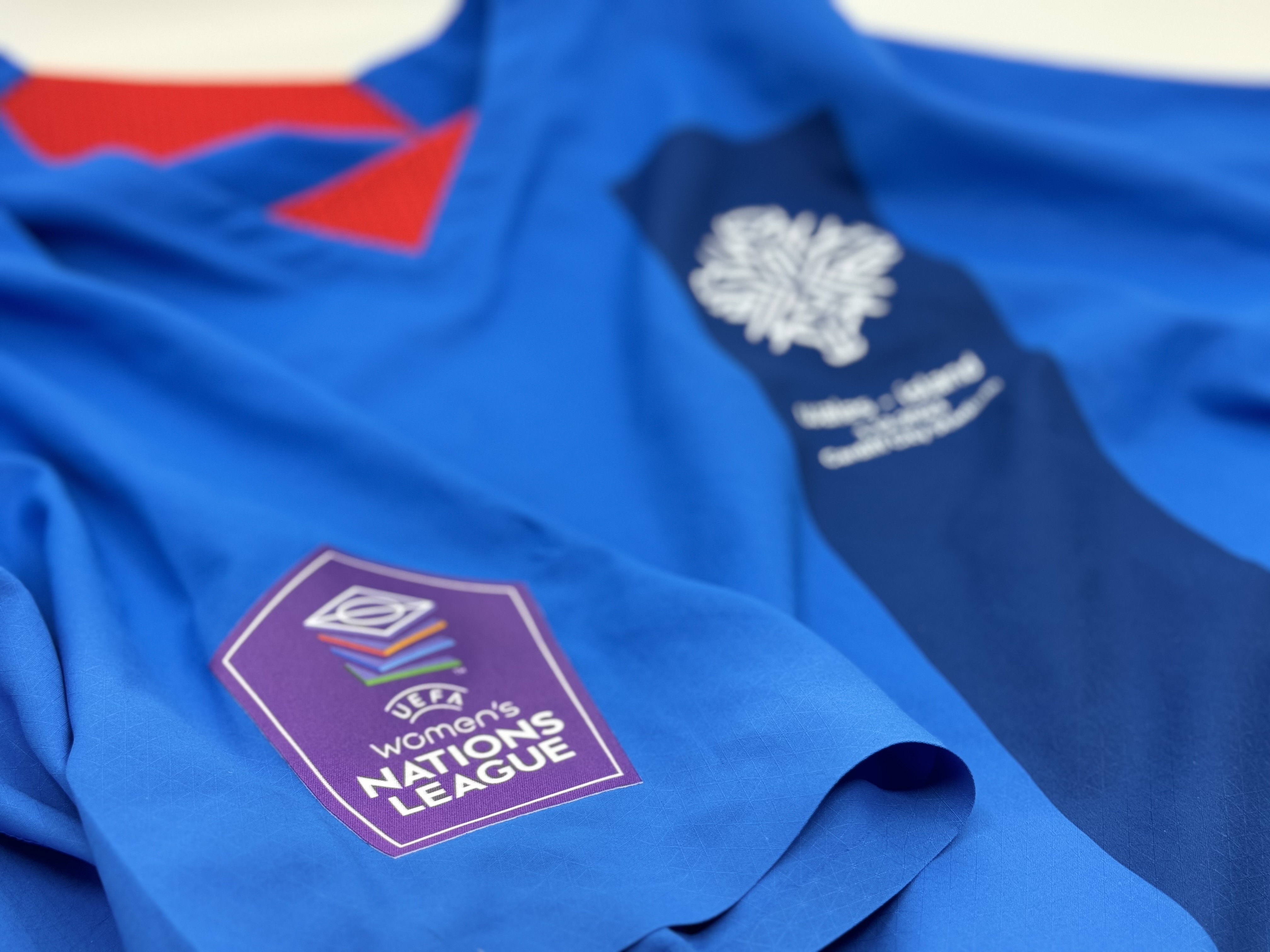 Landsliðstreyja - Wales–Ísland - Árituð fyrir kaupanda