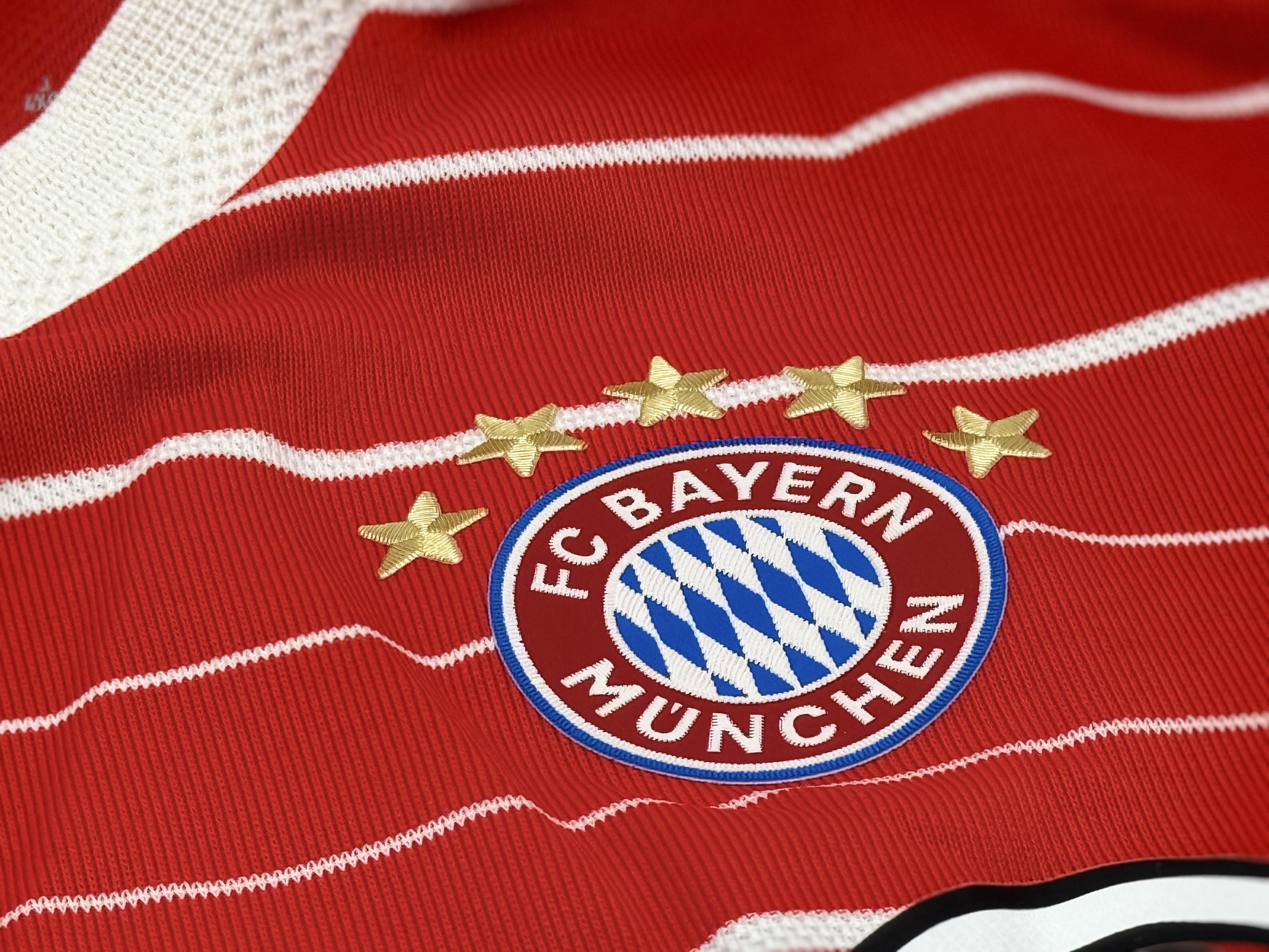 FC Bayern München - Viggósdóttir - Árituð fyrir kaupanda