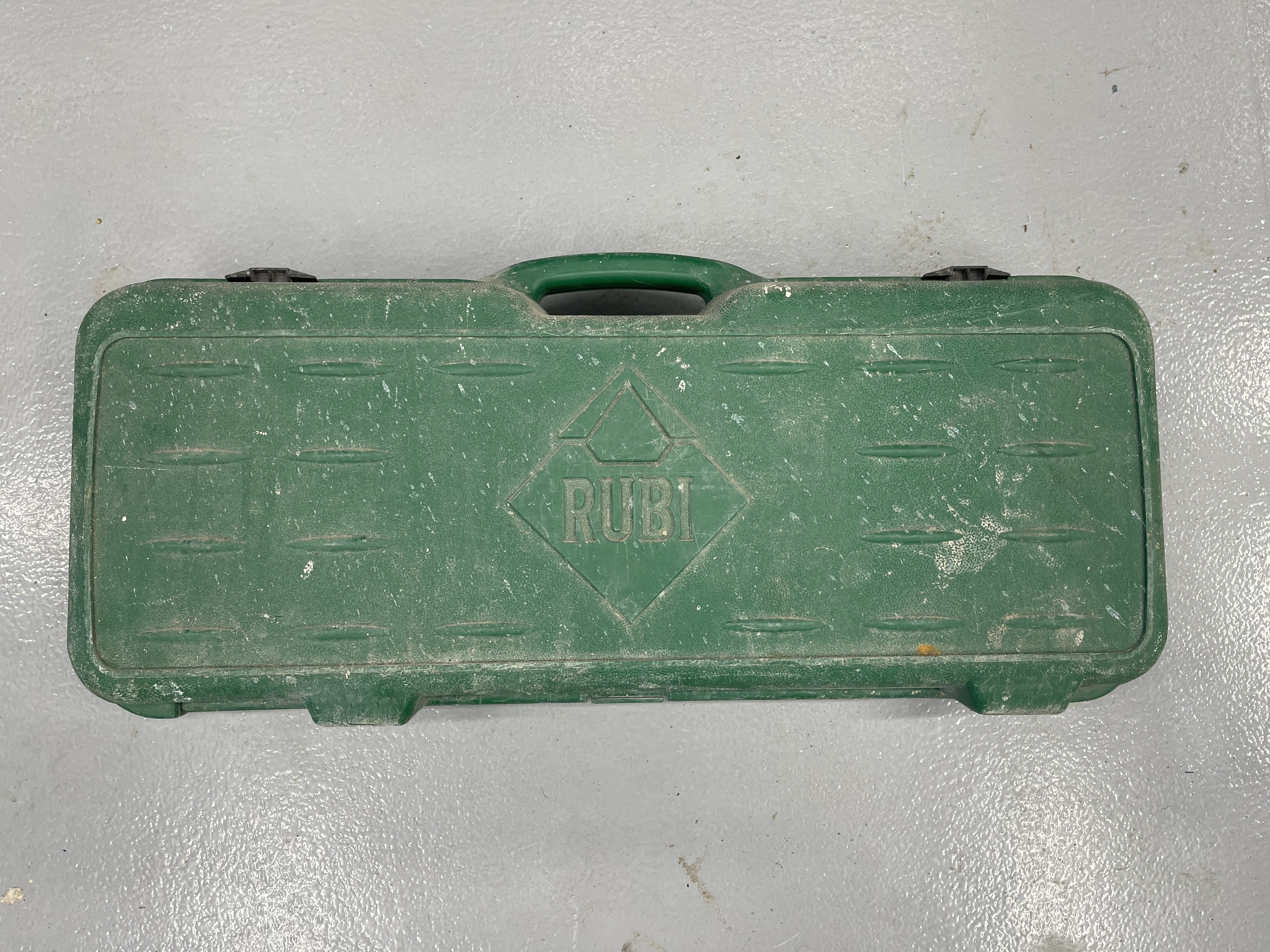 TS-40 Rubi flísaskeri