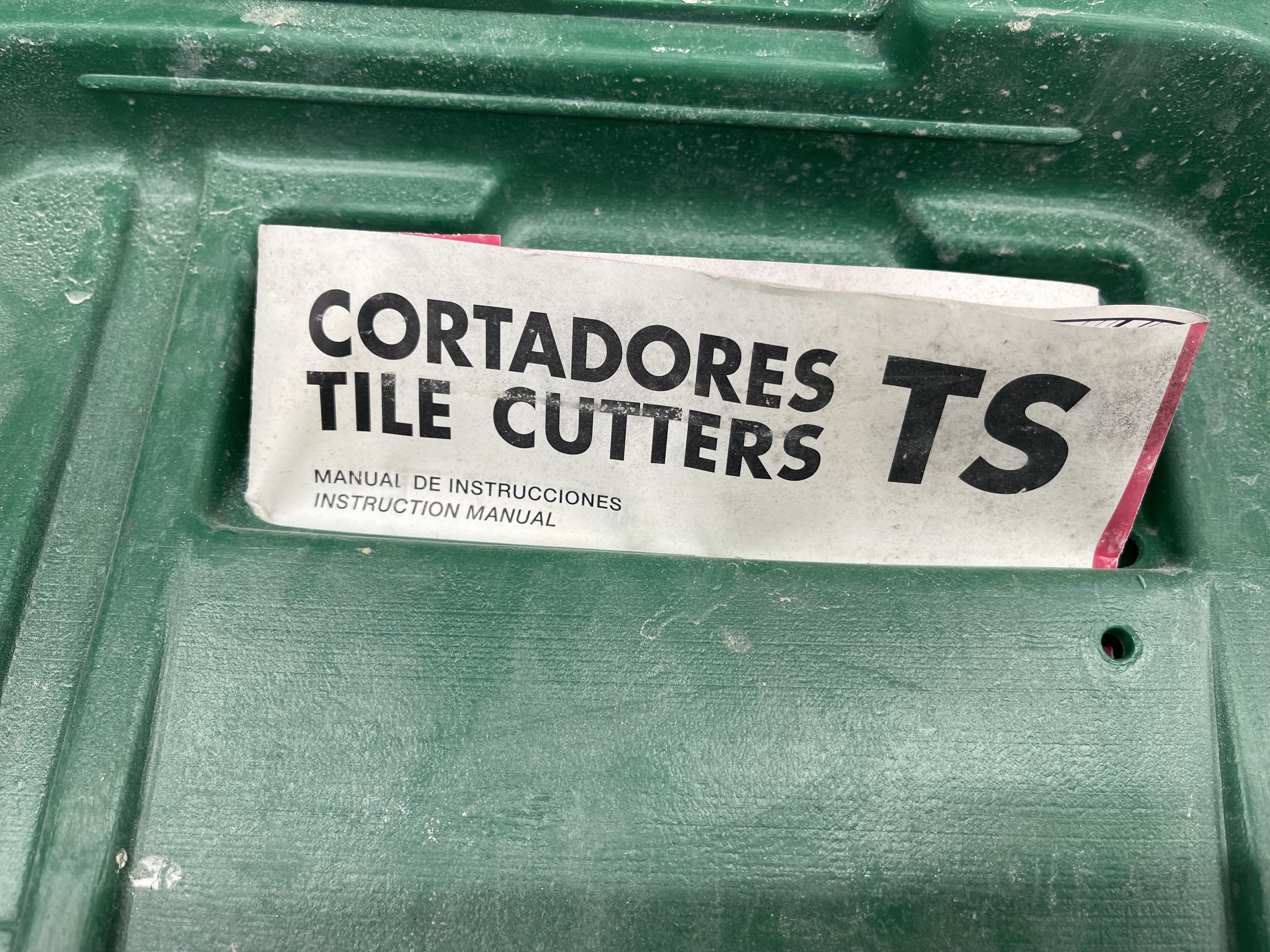 TS-40 Rubi flísaskeri