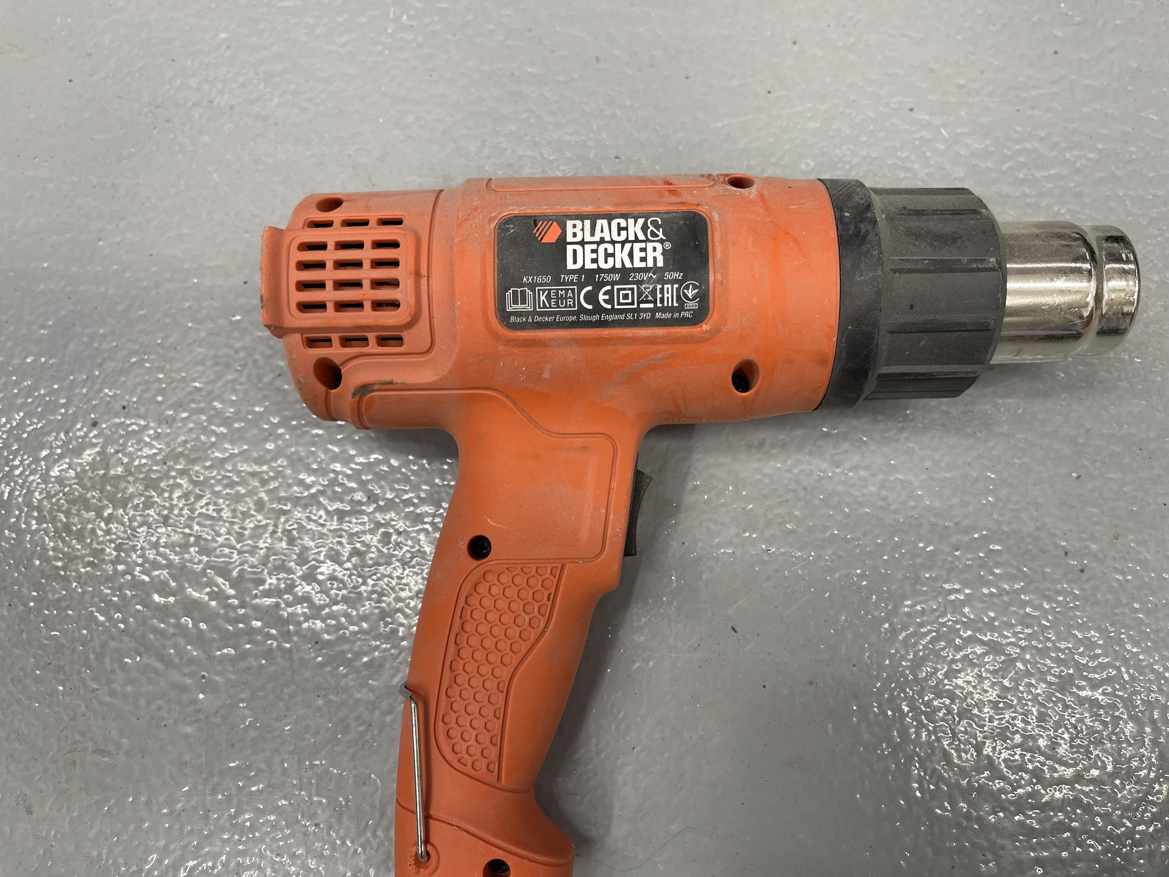 Verkfæra pakki: 2 borvélar, hitabyssa