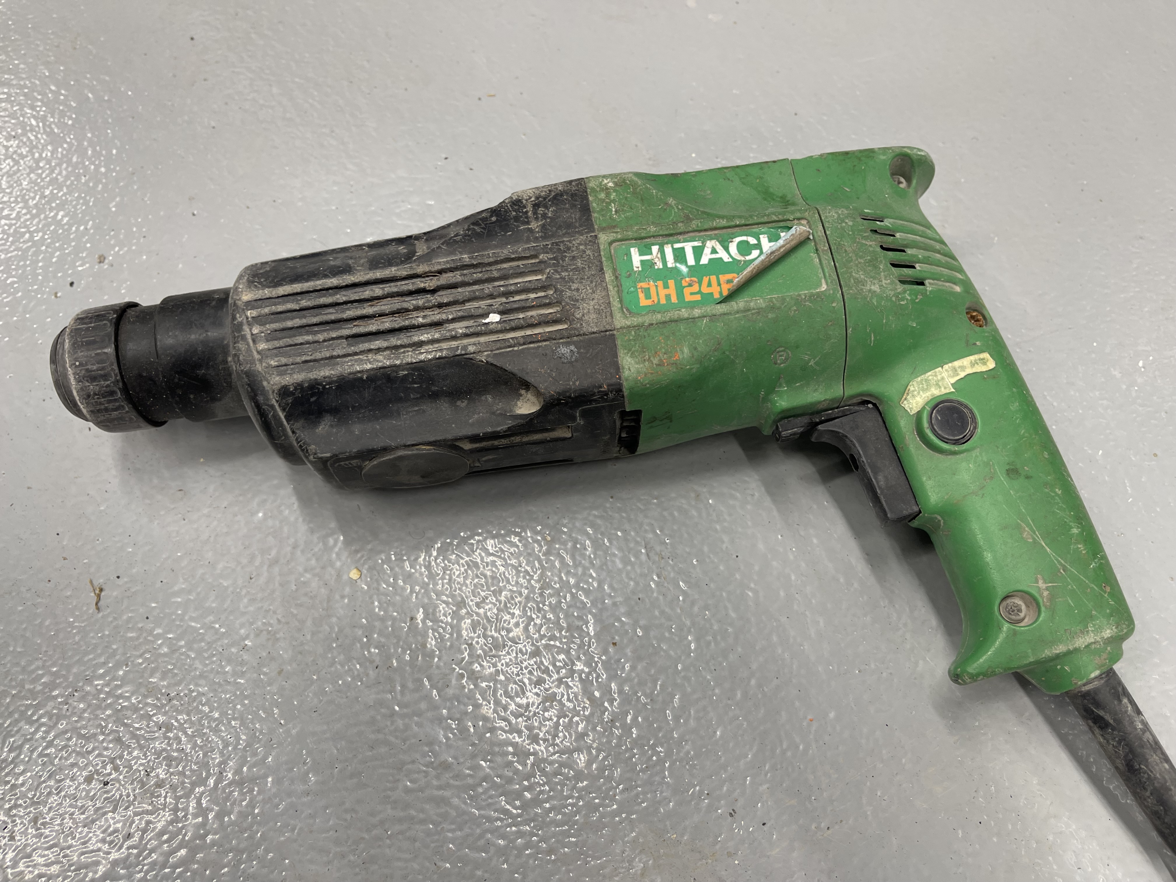 Verkfæra pakki: Makita, Hitachi, sög