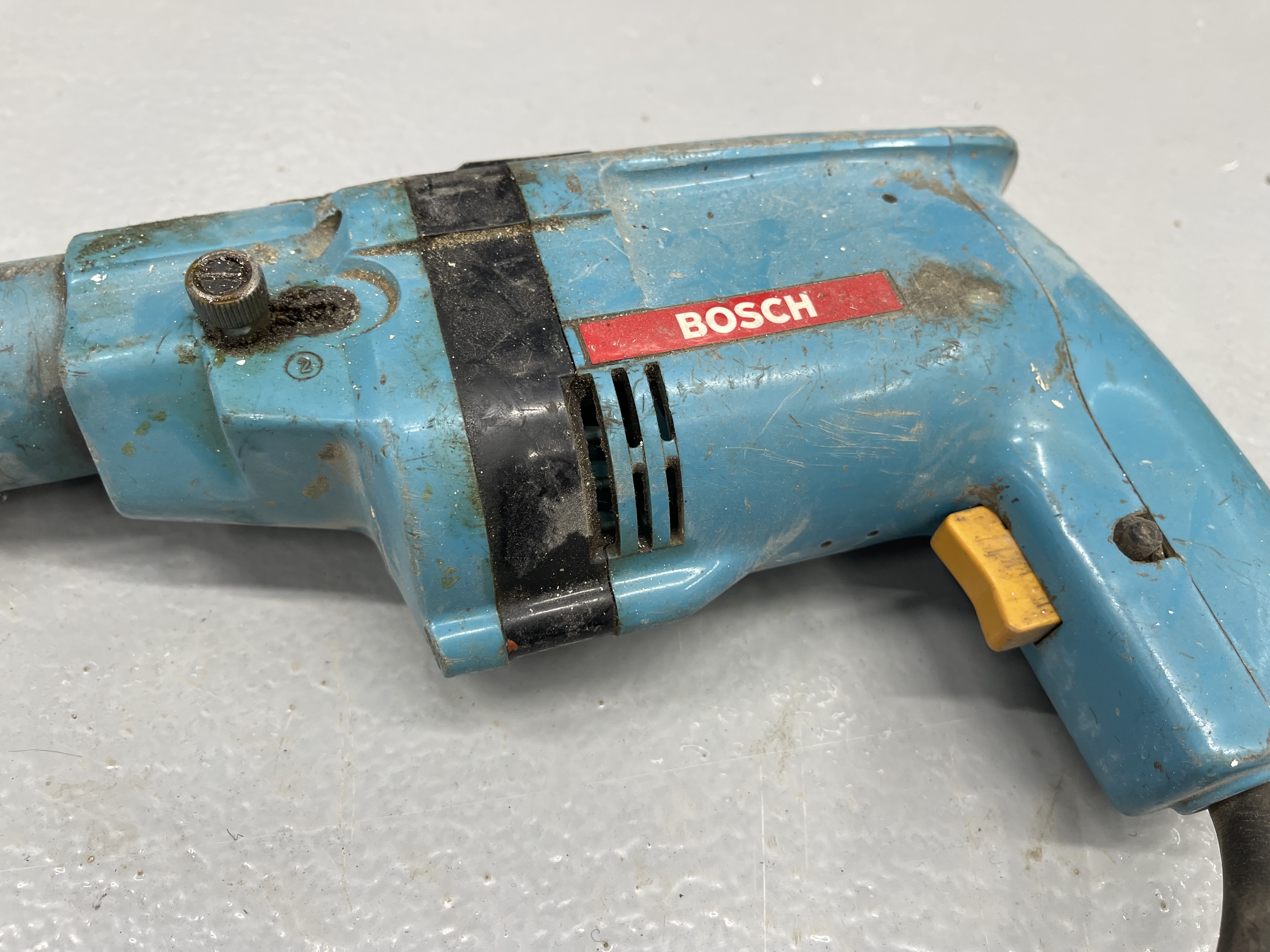 Verkfæra pakki: 2 borvélar, hitabyssa