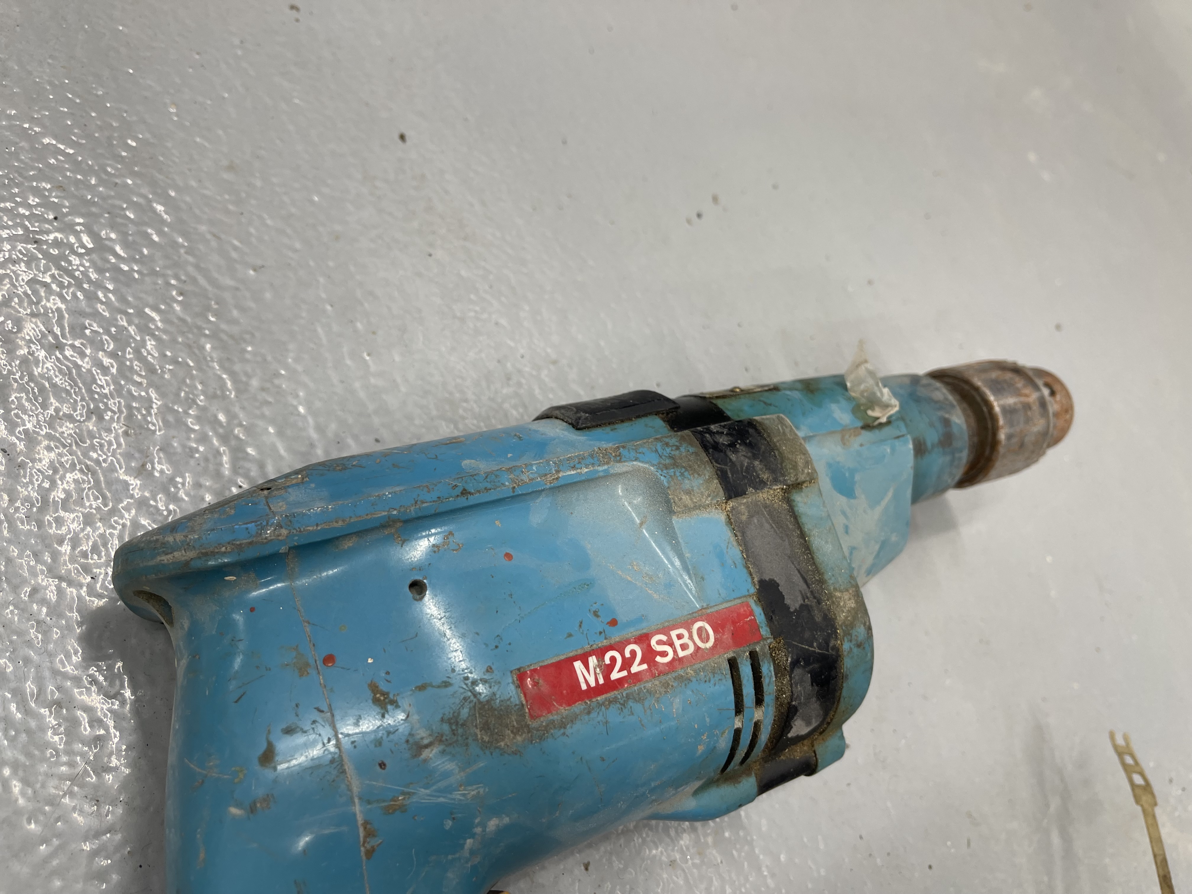 Verkfæra pakki: 2 borvélar, hitabyssa