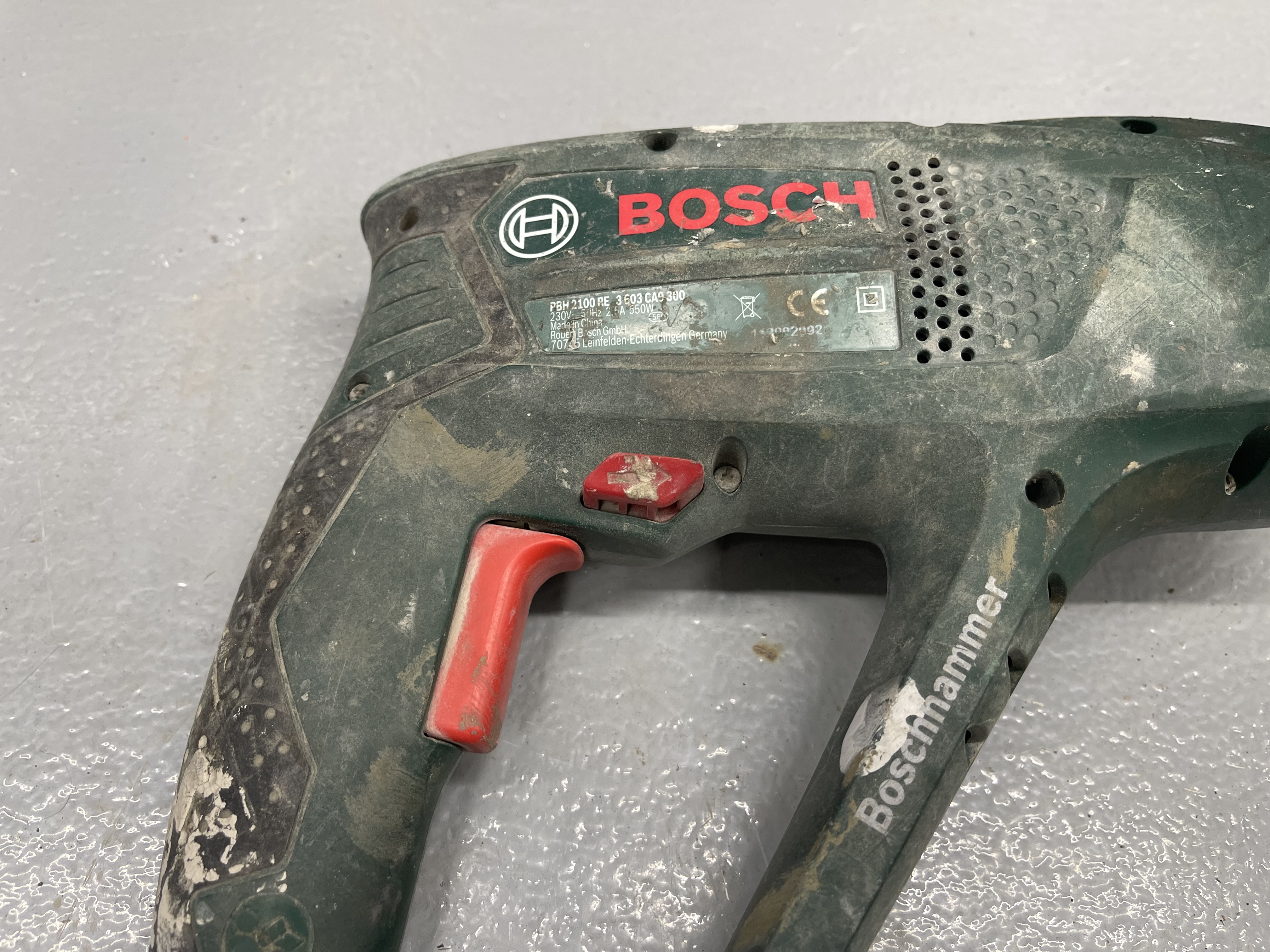 Verkfæra pakki: Drive, Bosch, ljós og fleira