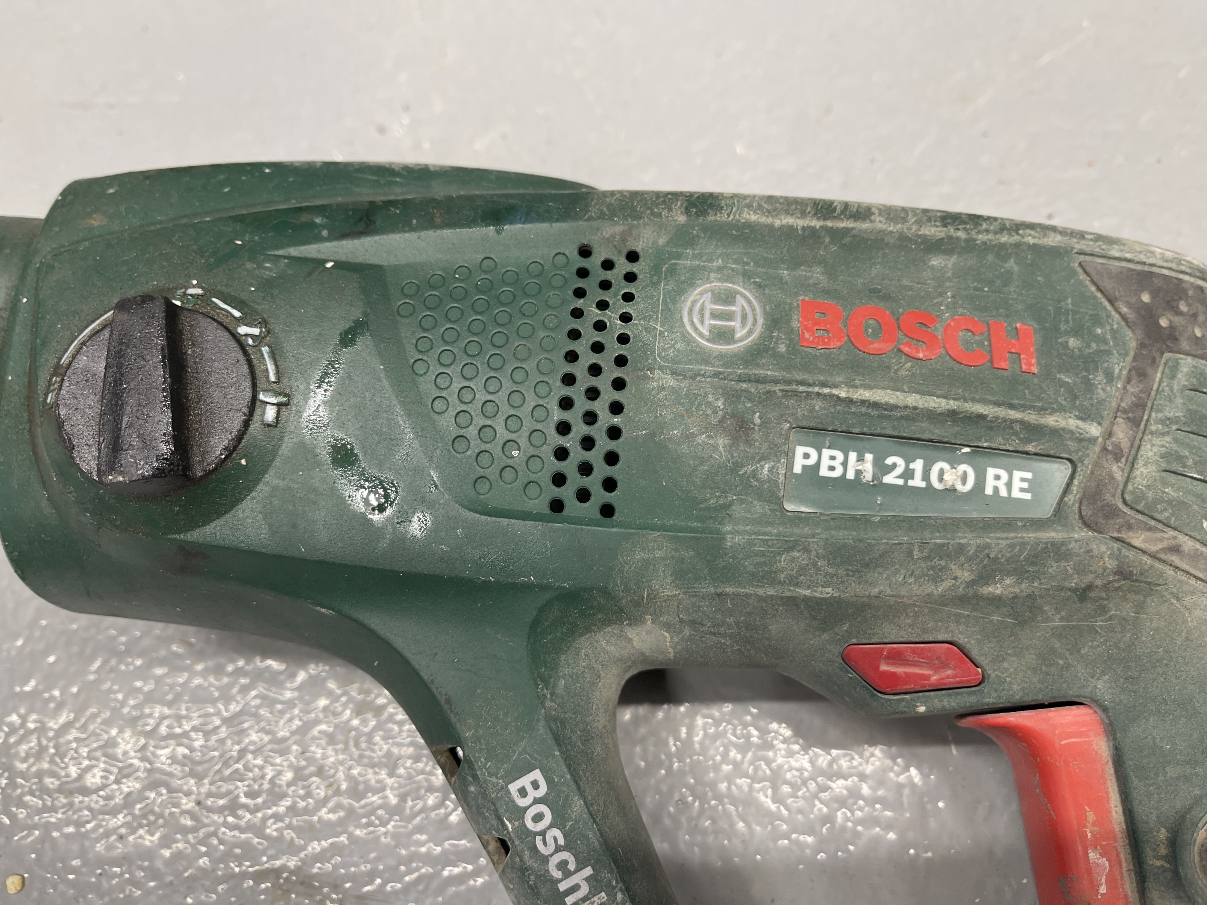 Verkfæra pakki: Drive, Bosch, ljós og fleira