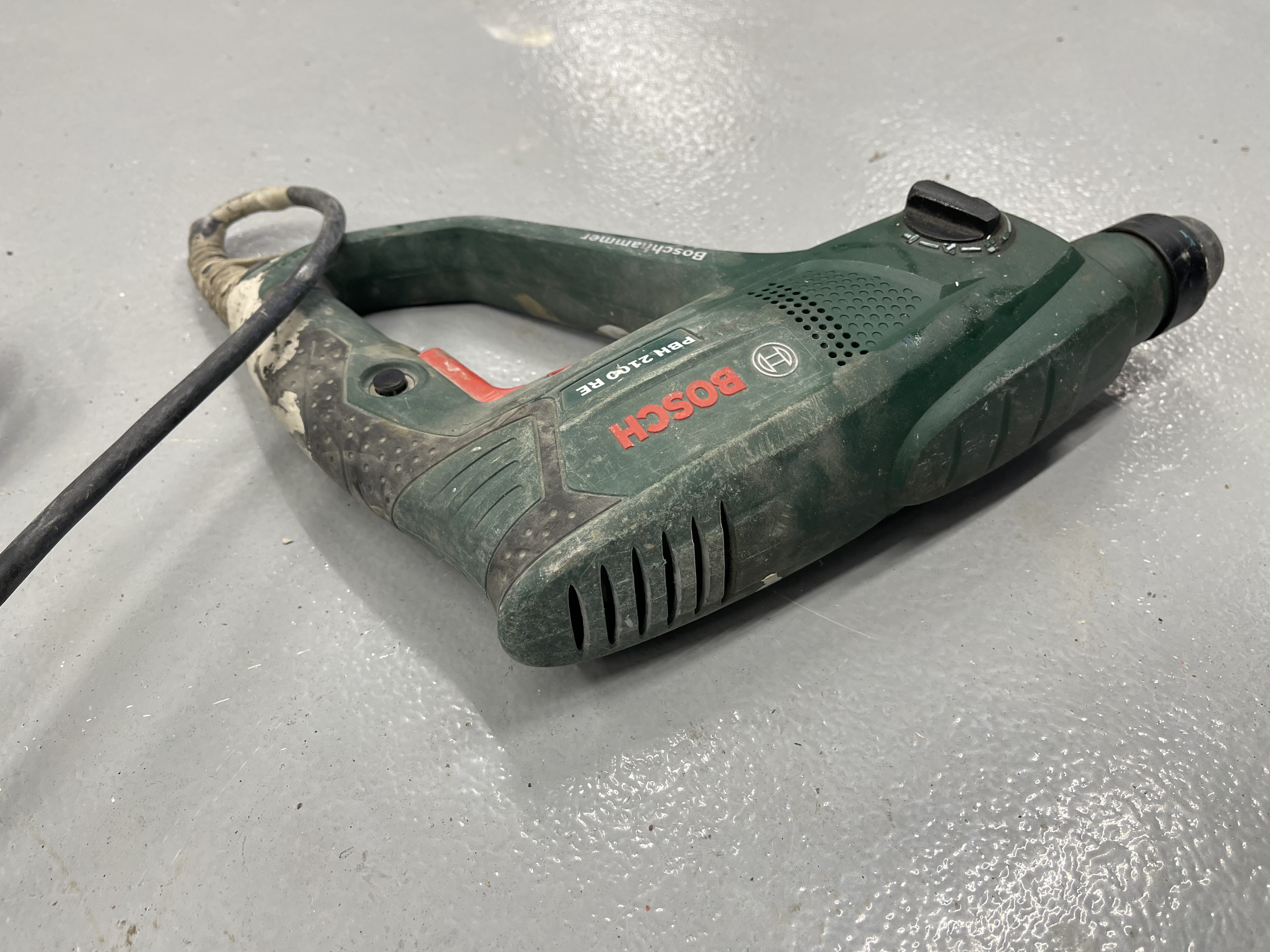 Verkfæra pakki: Drive, Bosch, ljós og fleira