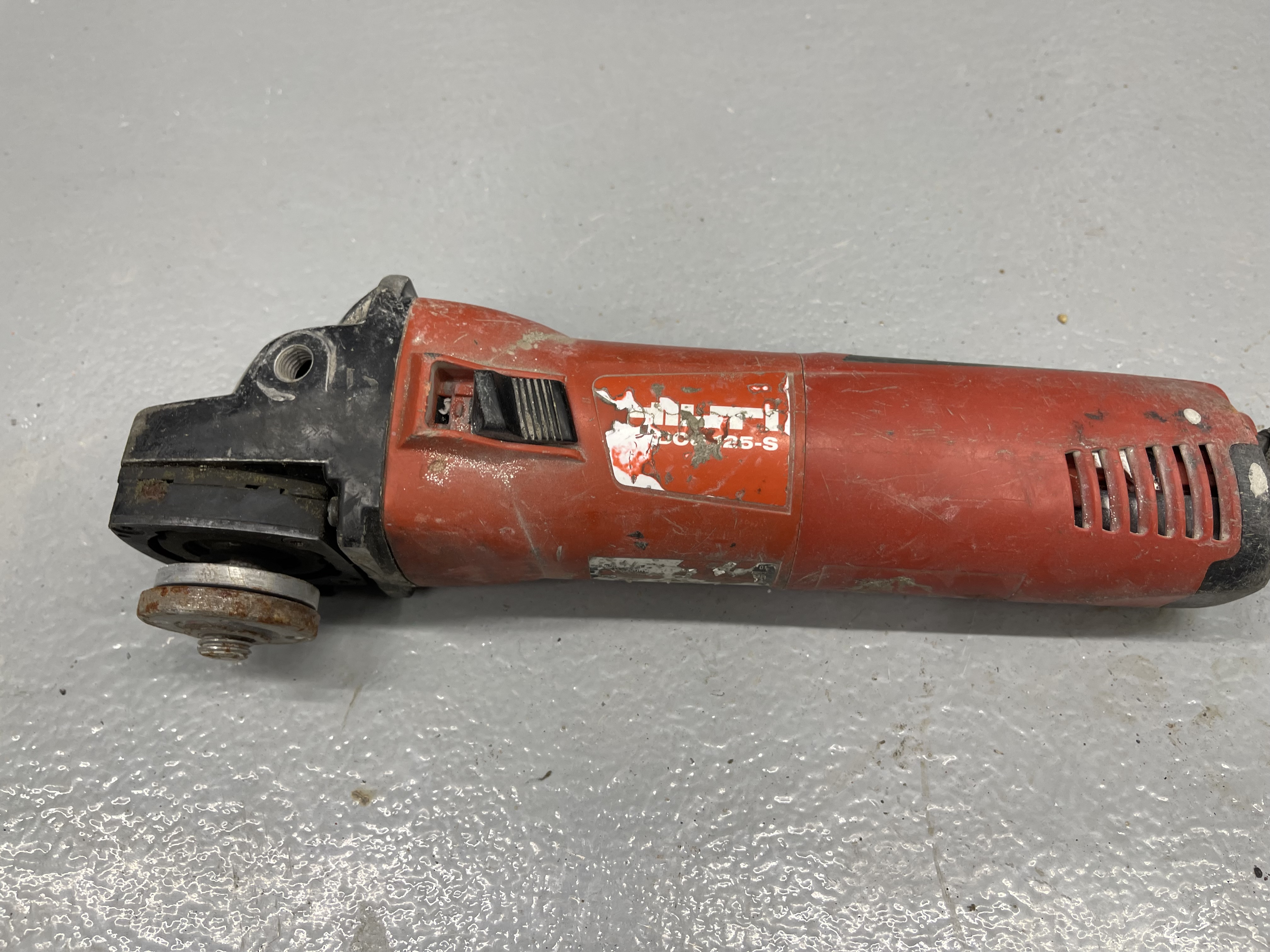 Verkfæra pakki: Makita, Hitachi, sög