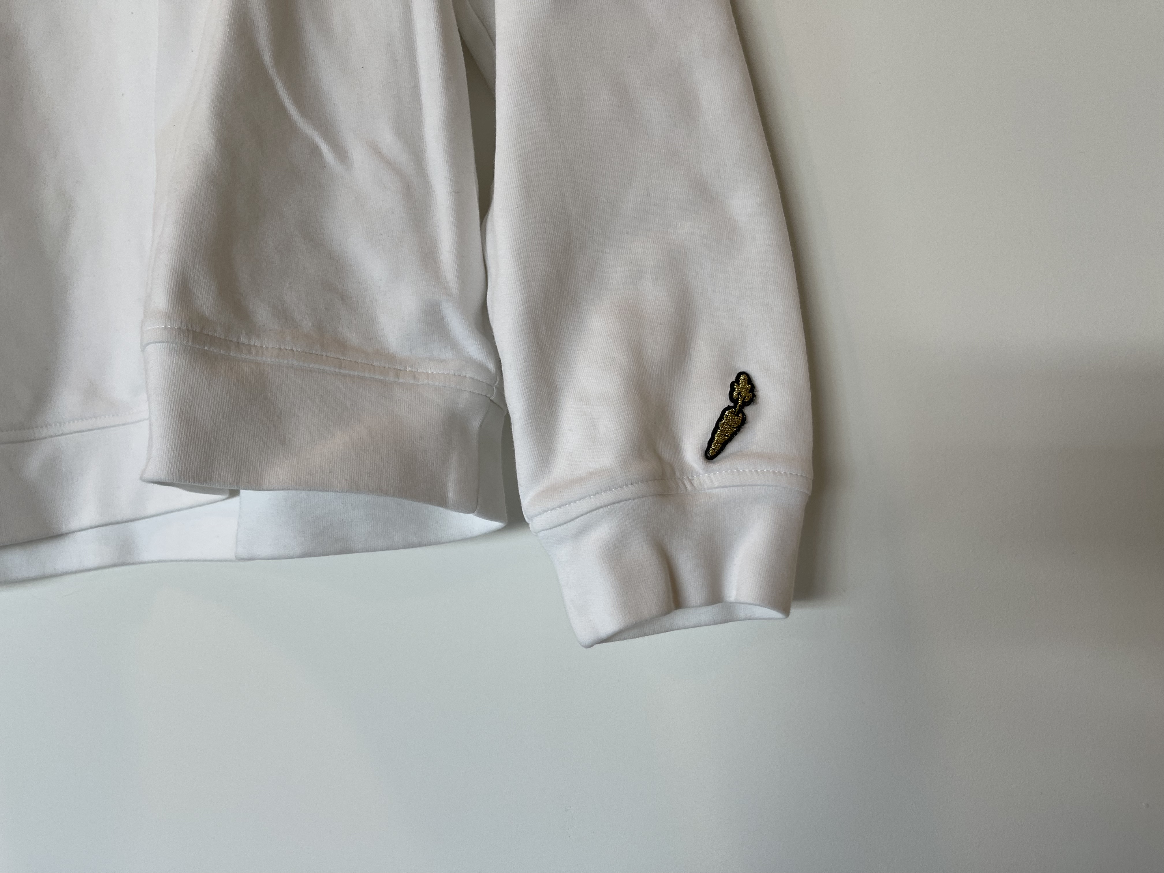 Looney Tunes x Boss peysa