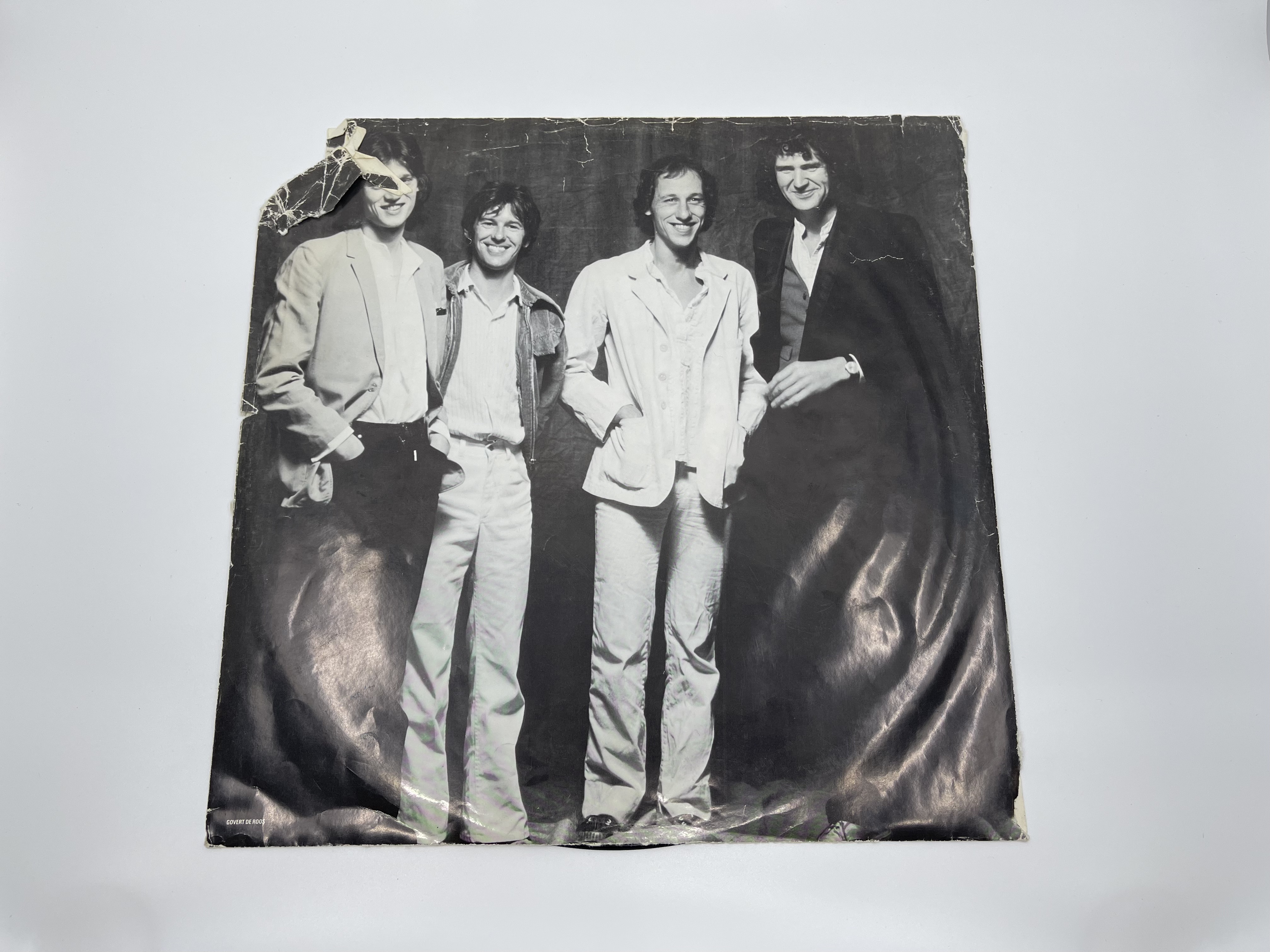 Dire Straits - Communiqué