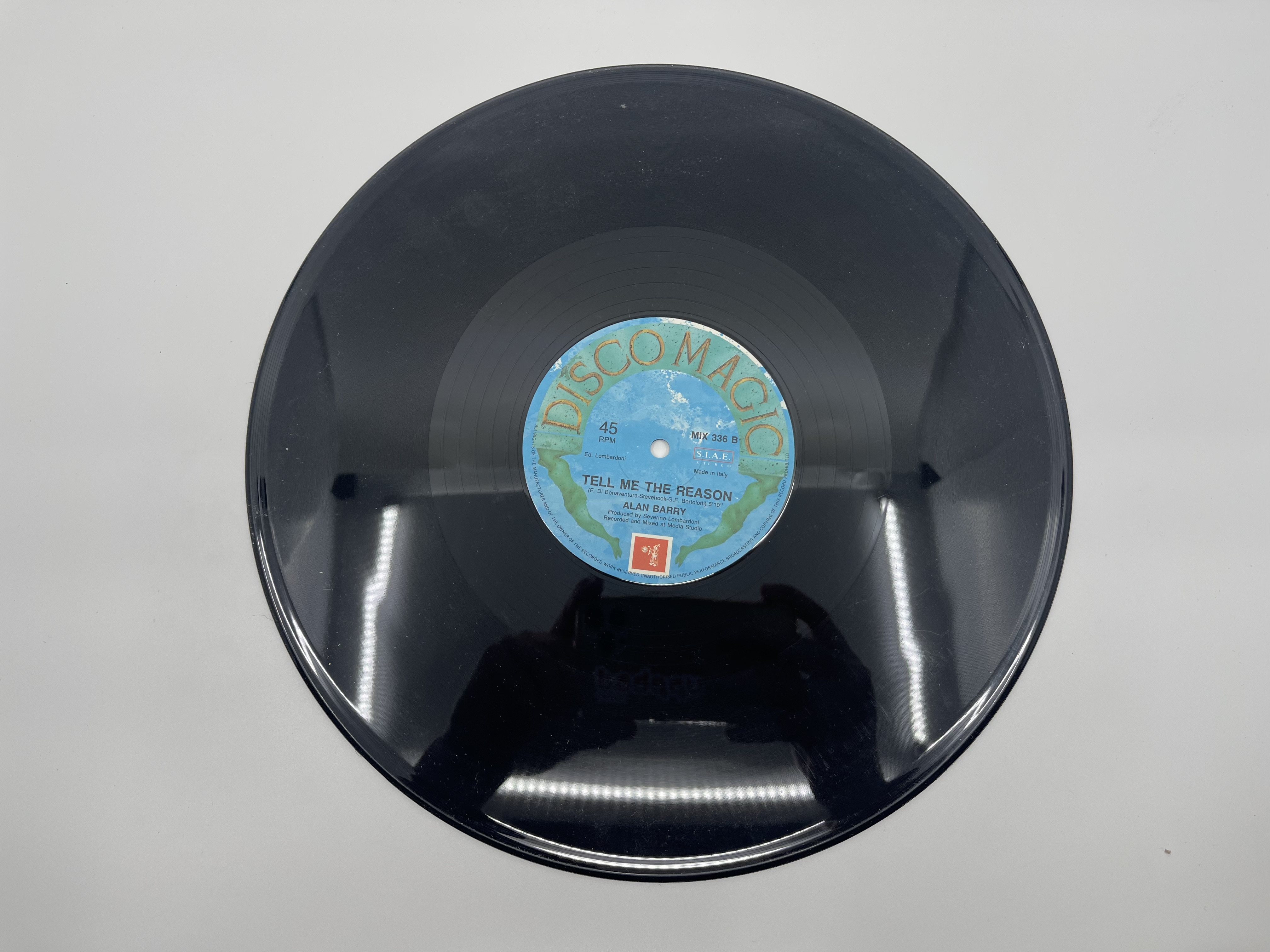 Alan Barry - Tell Me The Reason