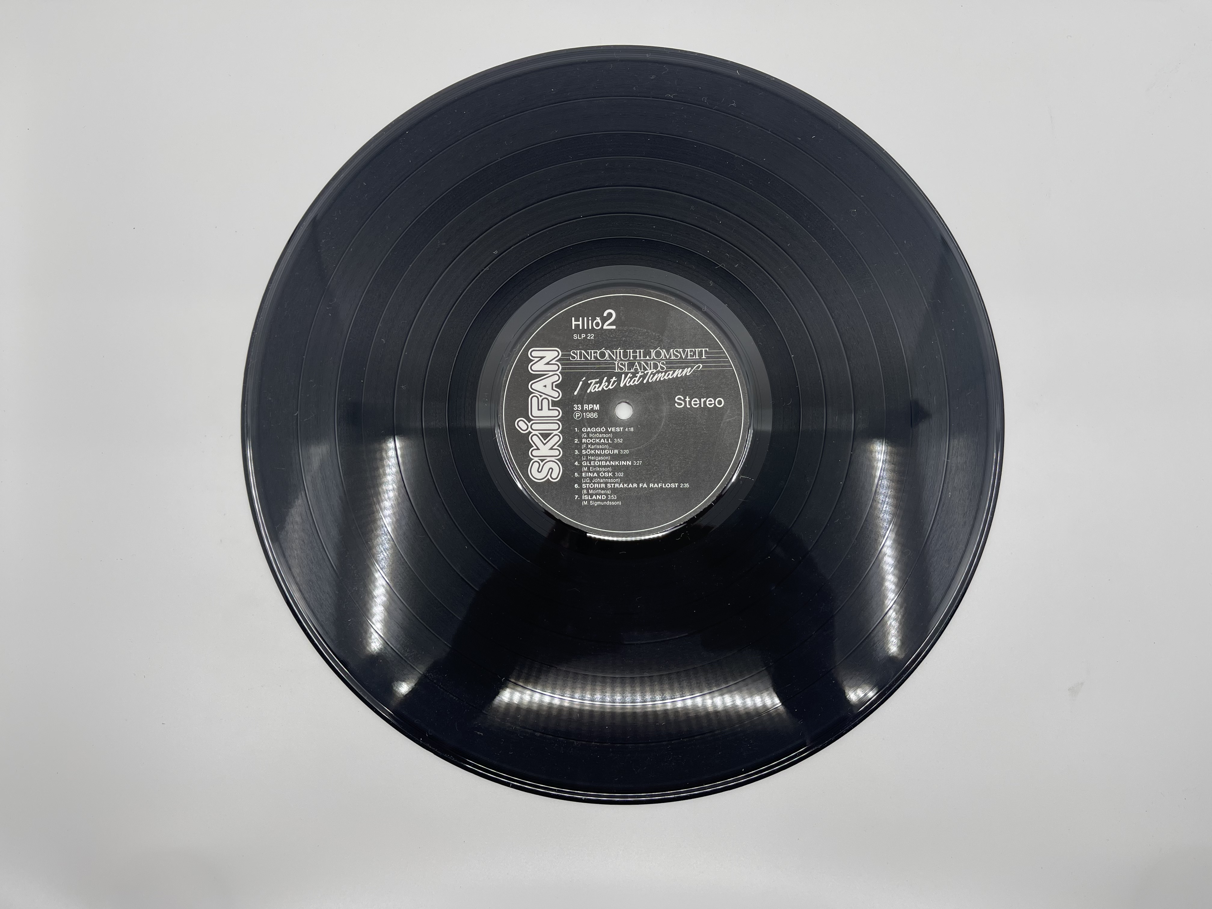 Simfóníuhljómsveit Íslands - Í takti við tímann