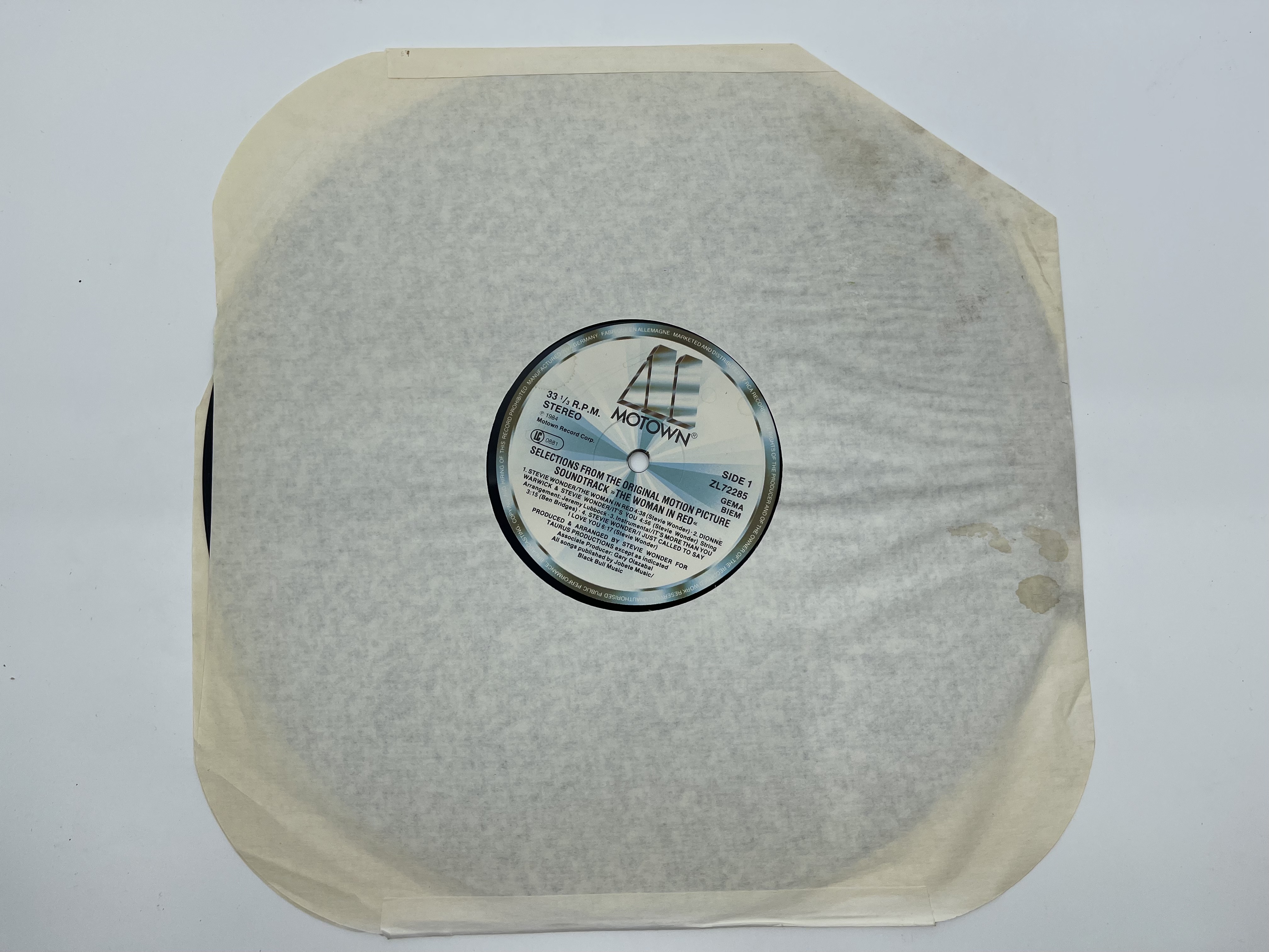 Stevie Wonder - The Woman in Red