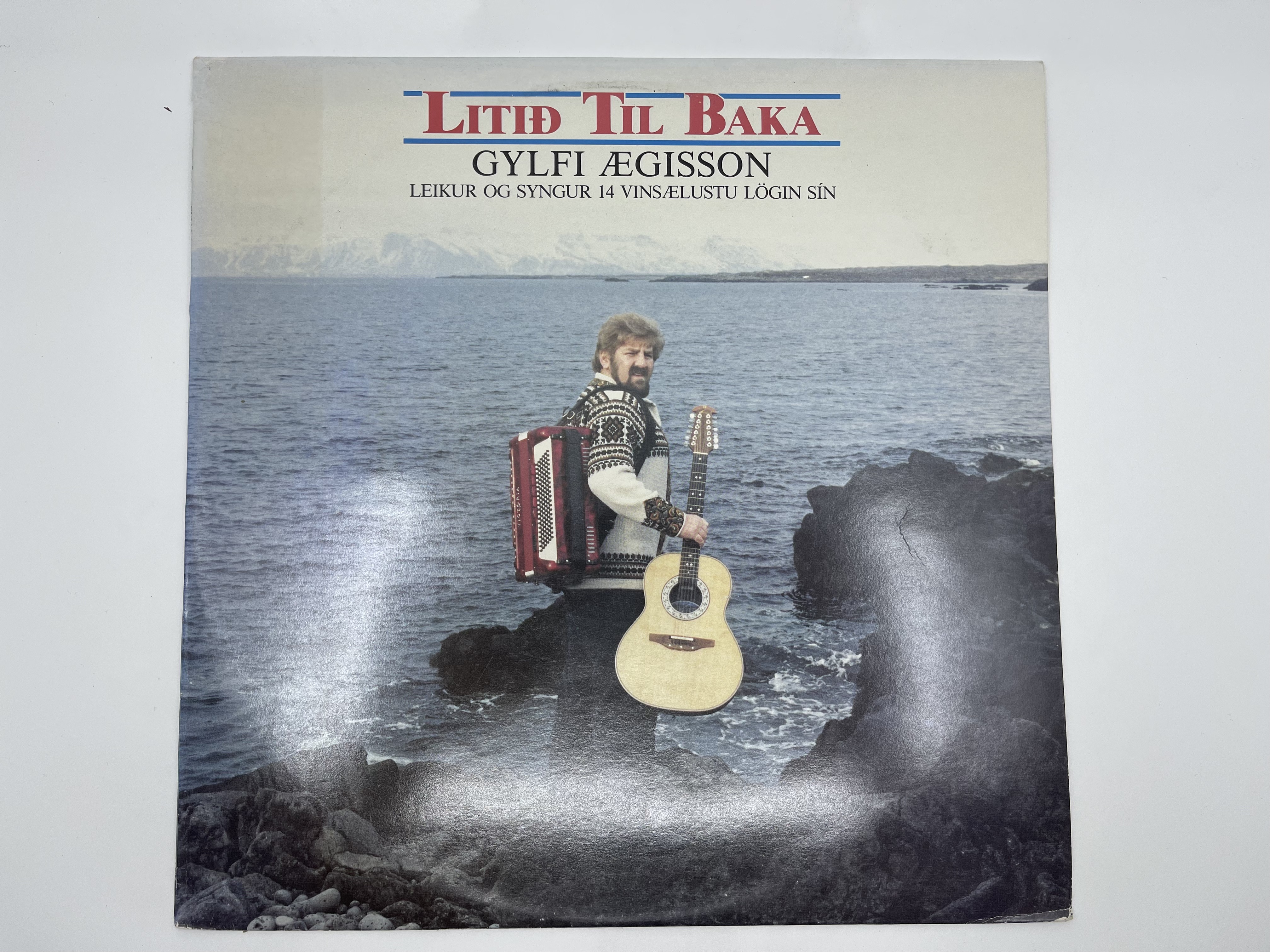 Gylfi Ægisson - Litið Til Baka