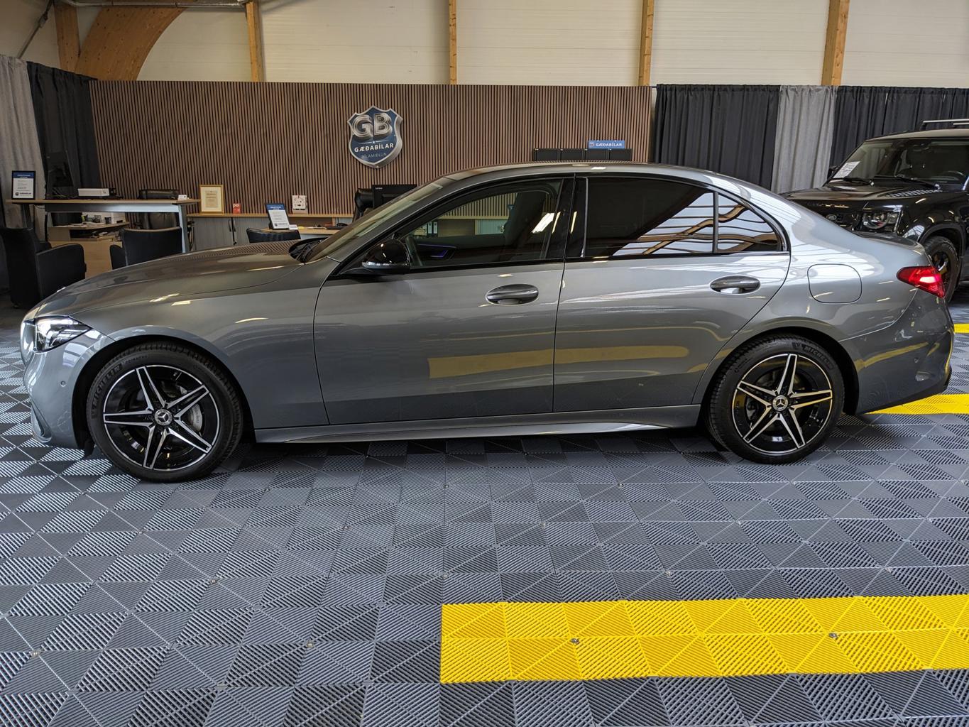 Mercedes-Benz C 300e AMG - 7/2022 - 8þ. km