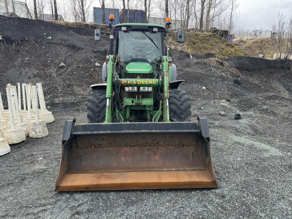 John Deere 6420 Traktor - 2006