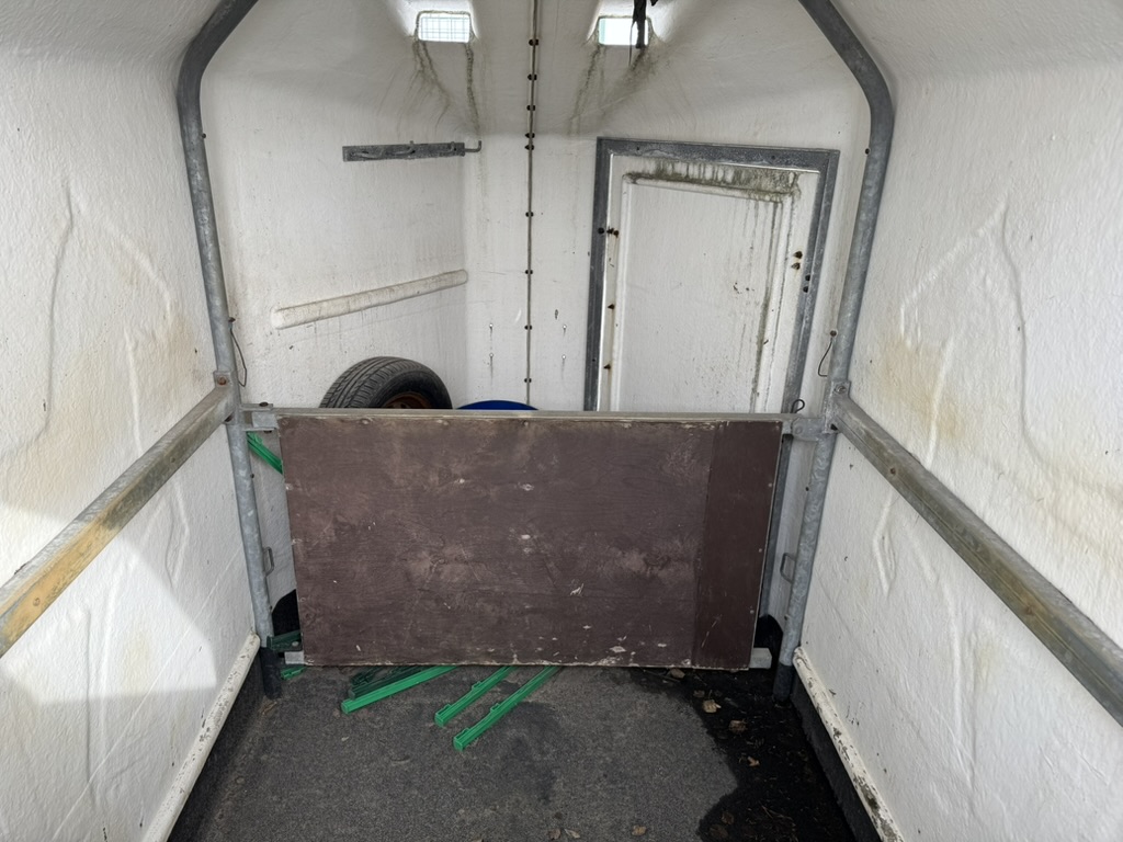 Hestakerra - 2000 árgerð.