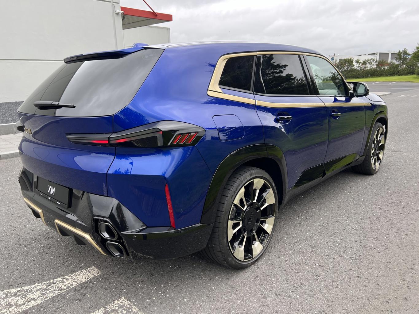 BMW XM - 7/2024 - 800 km