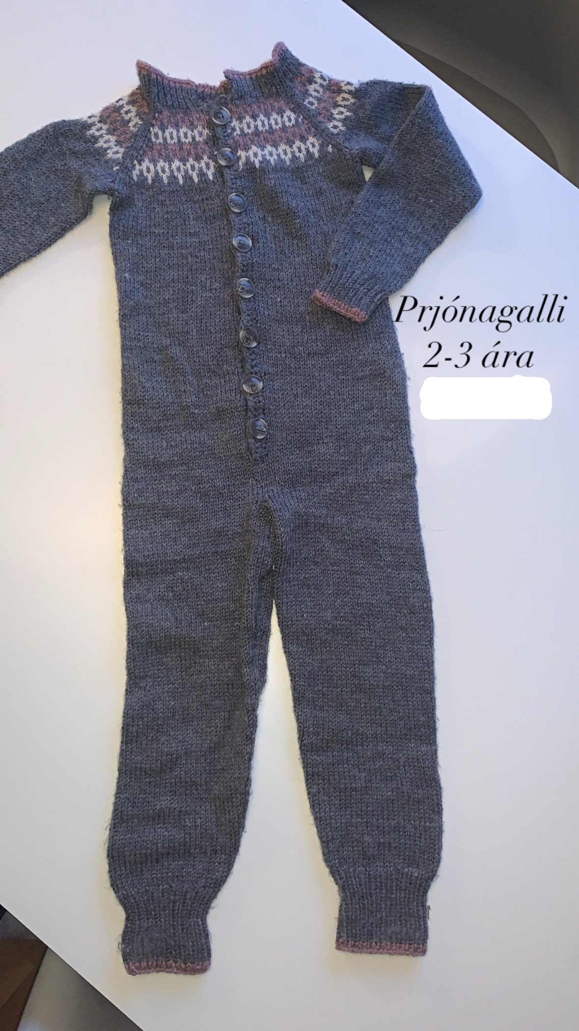 Prjónaður heilgalli - Stærð 2-3 ára