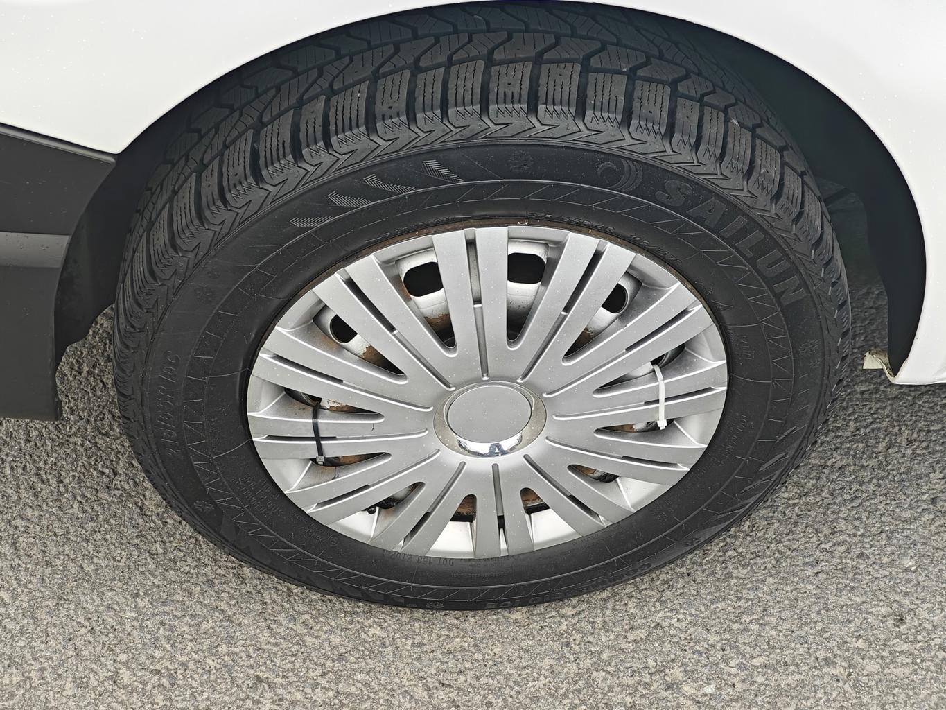 Renault Trafic 8 manna - 3/2017 - 210þ. km