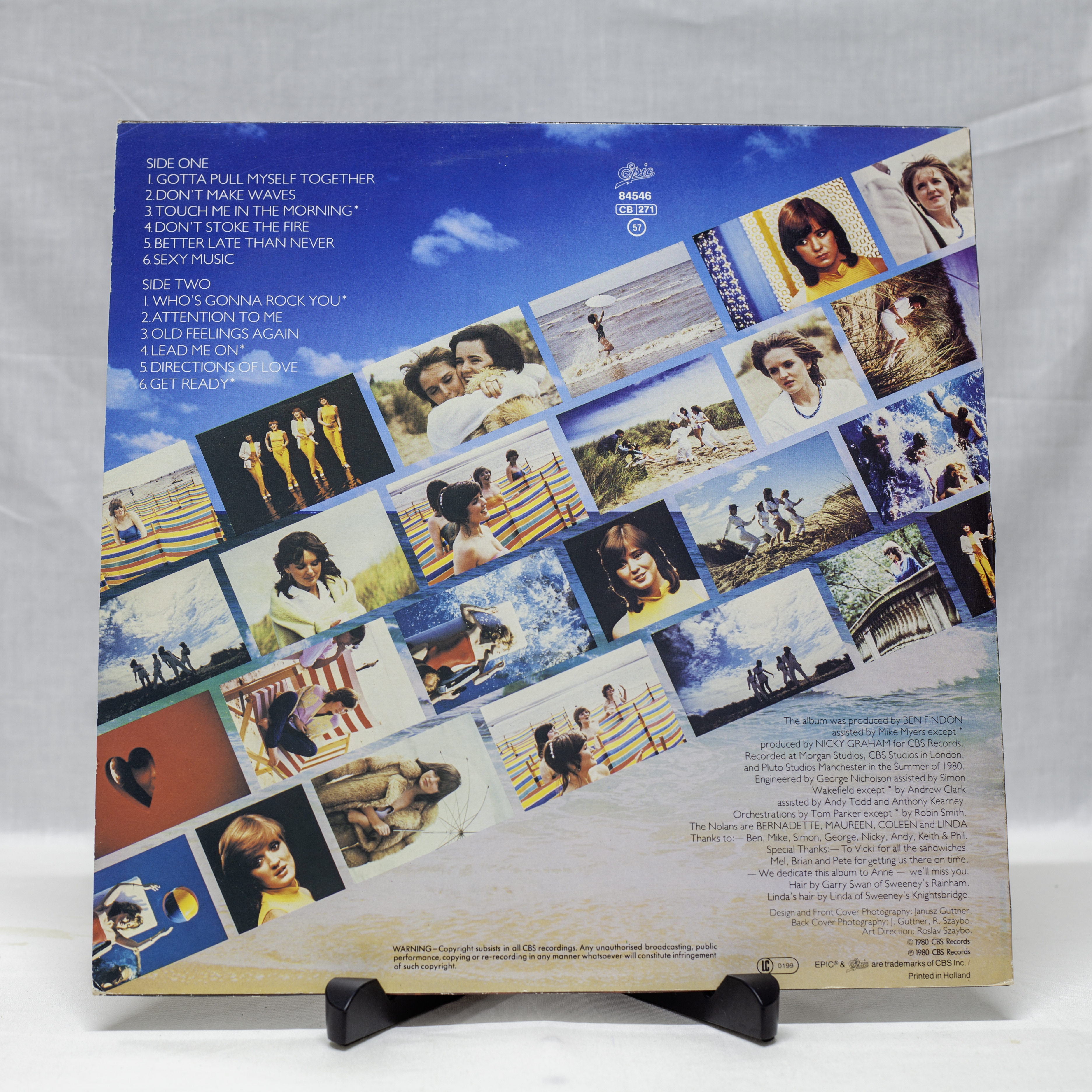 The Nolans – Making Waves