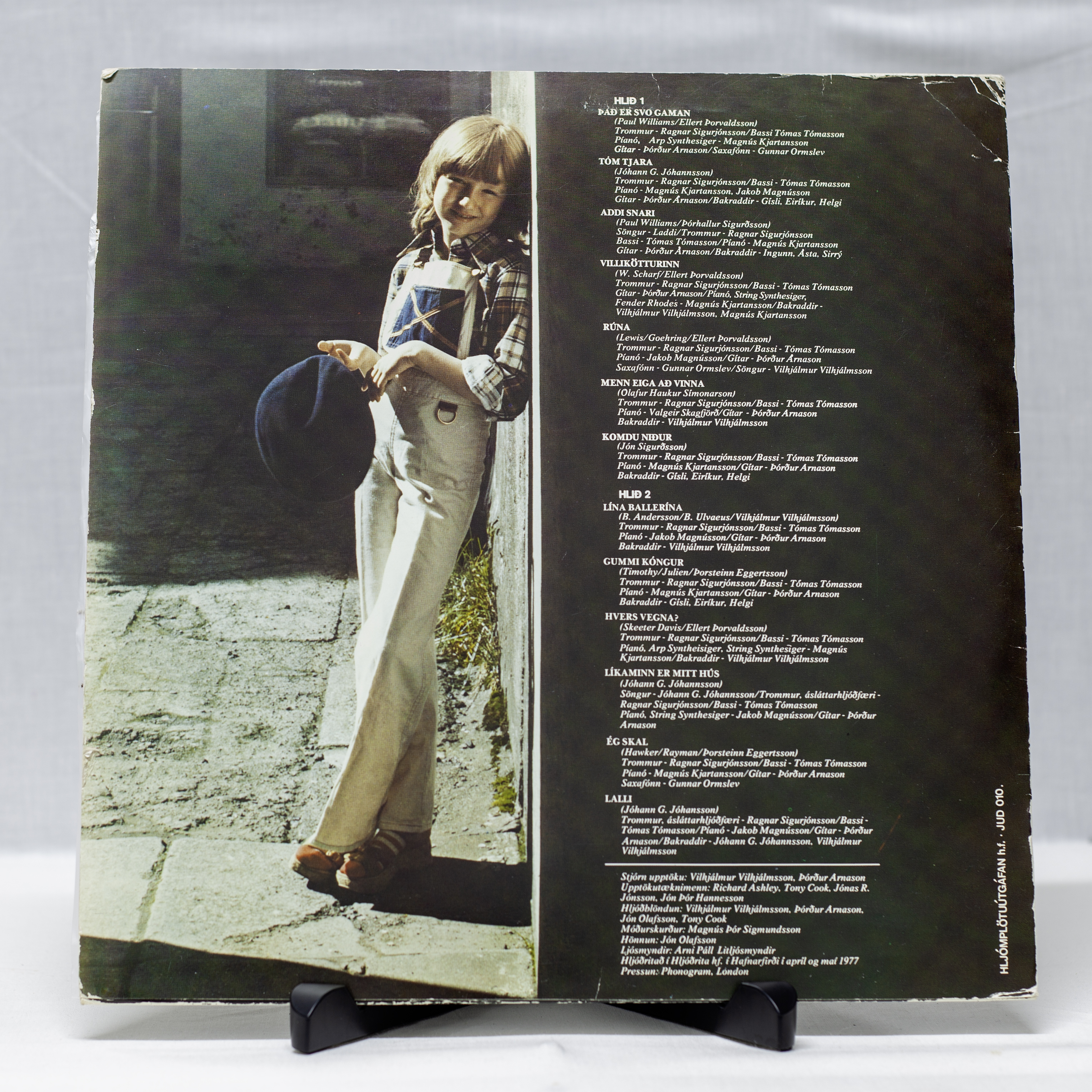 Ruth Reginalds – Ruth Reginalds